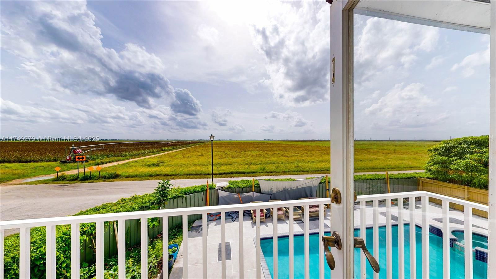 Real estate property located at 14350 161st Pl, Miami-dade, Fantasy Reef, Miami, FL