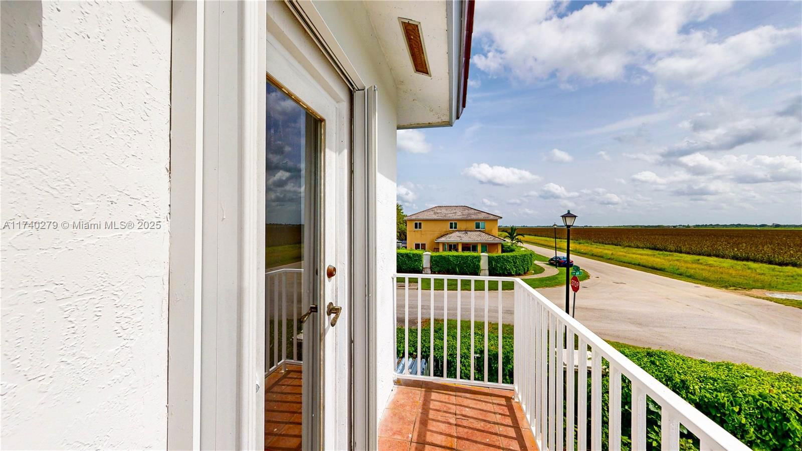 Real estate property located at 14350 161st Pl, Miami-dade, Fantasy Reef, Miami, FL