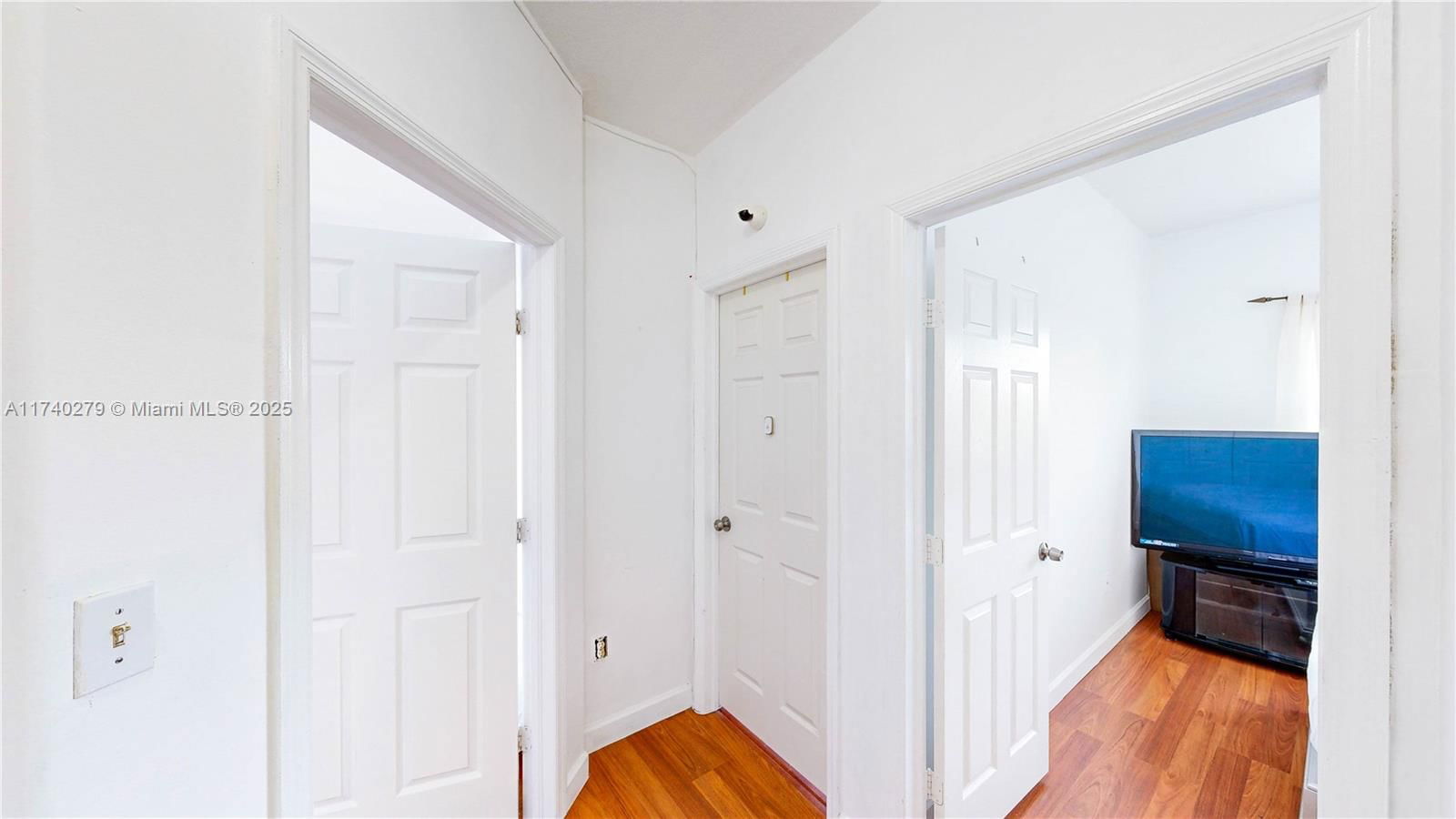 Real estate property located at 14350 161st Pl, Miami-dade, Fantasy Reef, Miami, FL