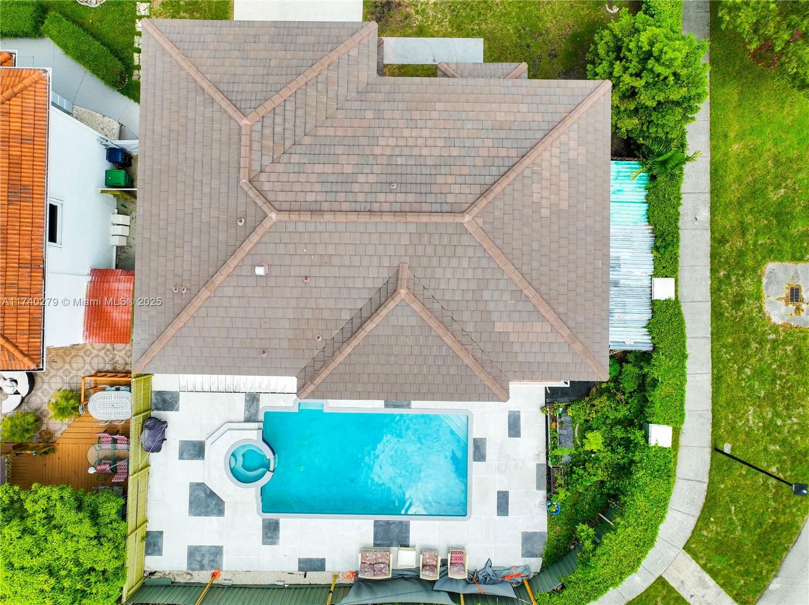 Real estate property located at 14350 161st Pl, Miami-dade, Fantasy Reef, Miami, FL