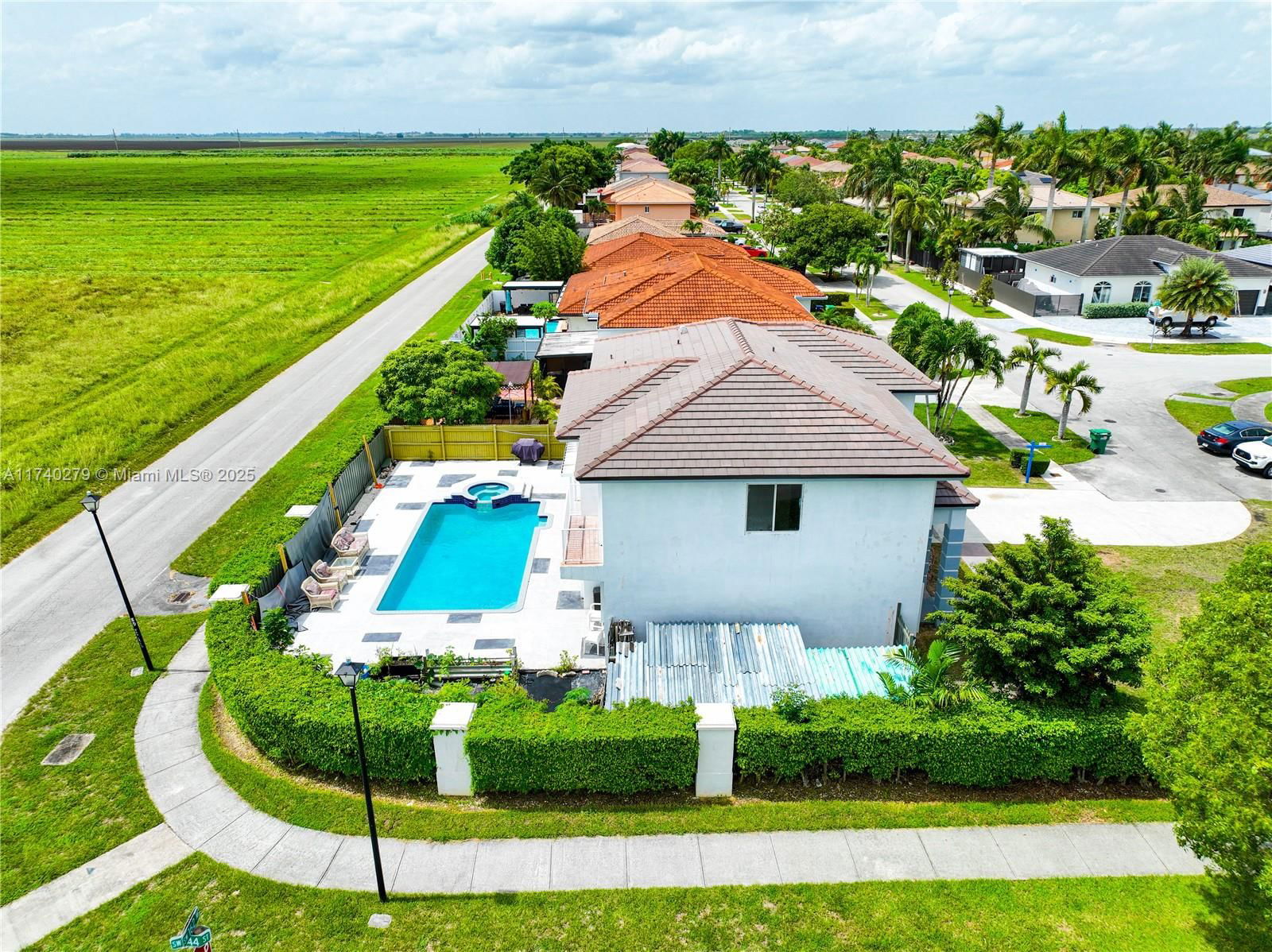 Real estate property located at 14350 161st Pl, Miami-dade, Fantasy Reef, Miami, FL