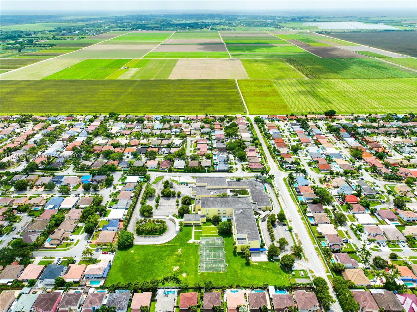 Real estate property located at 14350 161st Pl, Miami-dade, Fantasy Reef, Miami, FL