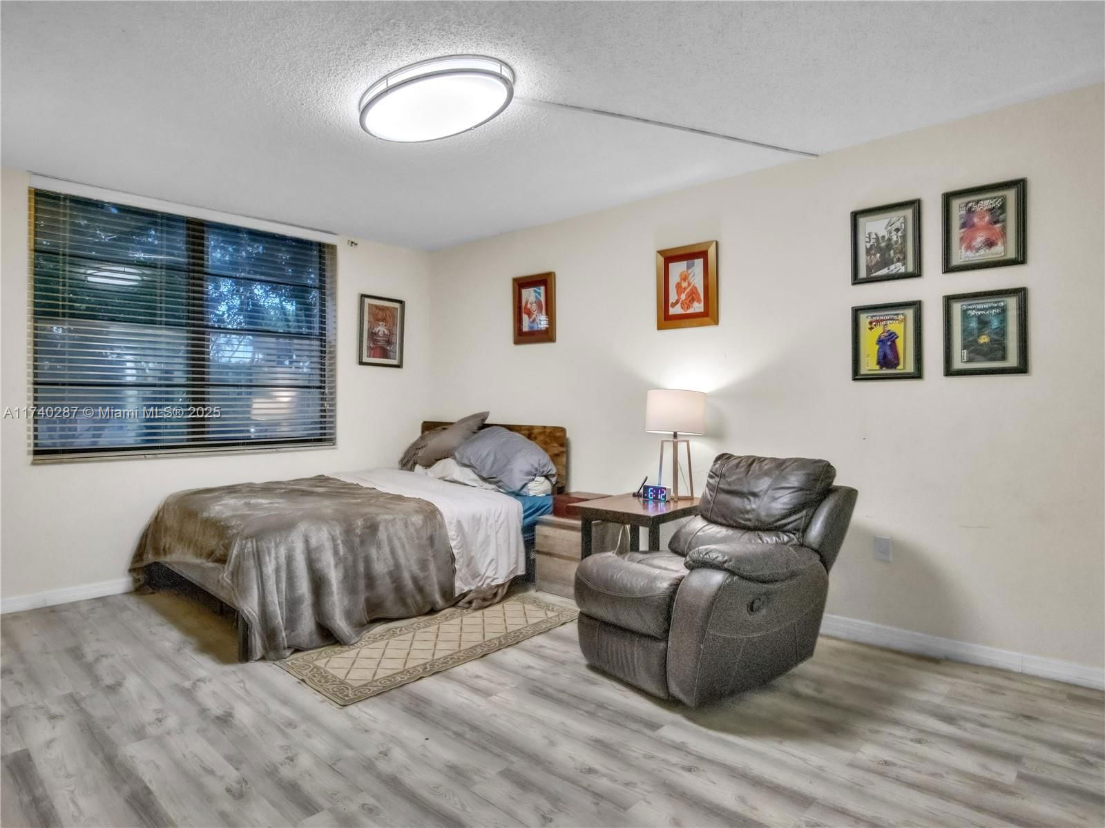 Real estate property located at 10850 Kendall Dr #303, Miami-dade, Kendall Gate Condo, Miami, FL