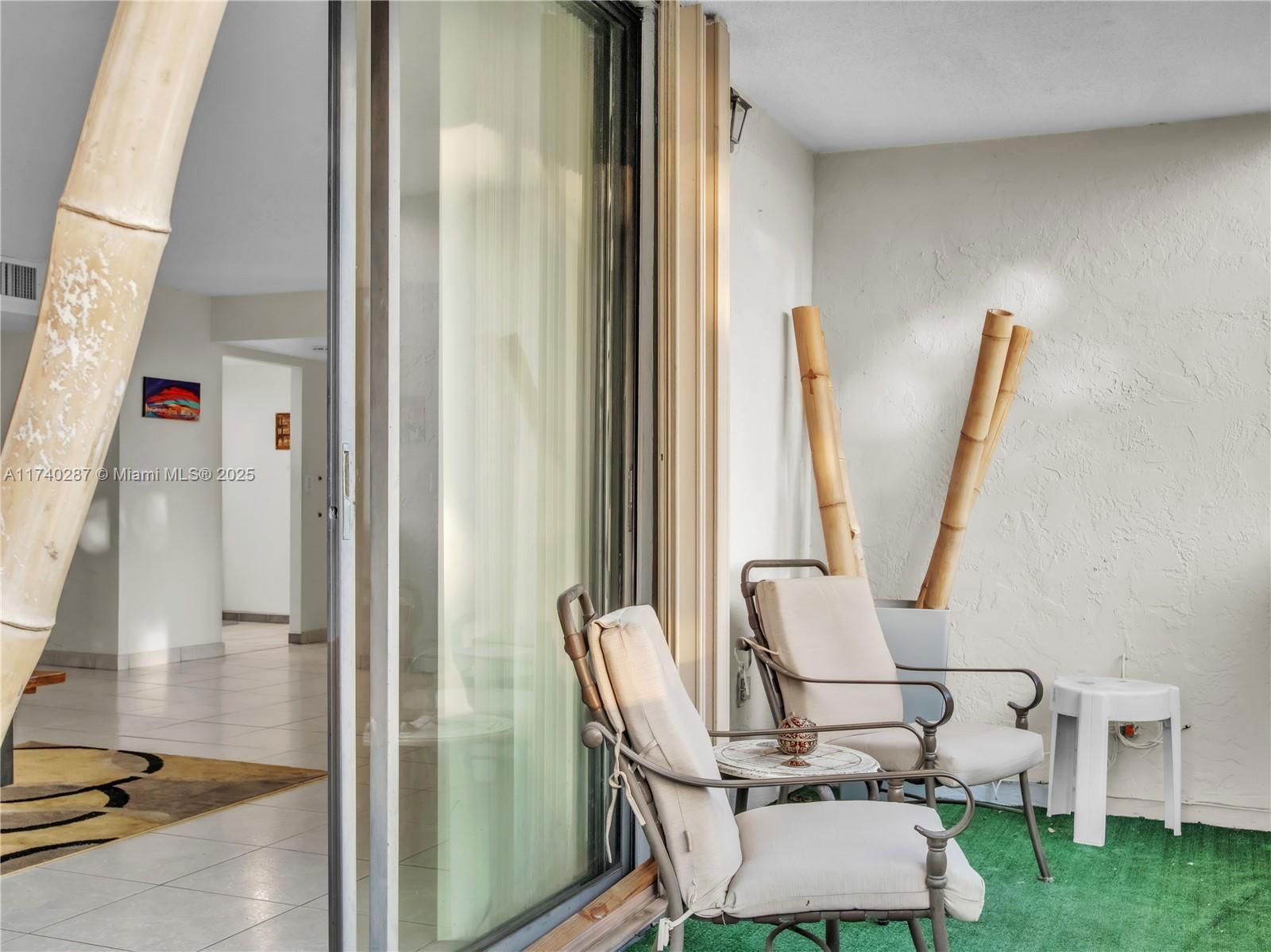 Real estate property located at 10850 Kendall Dr #303, Miami-dade, Kendall Gate Condo, Miami, FL