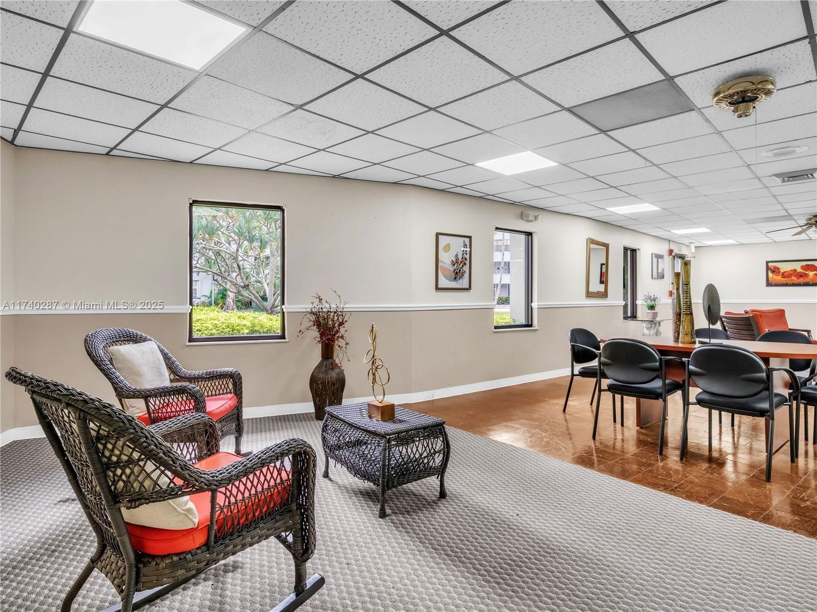 Real estate property located at 10850 Kendall Dr #303, Miami-dade, Kendall Gate Condo, Miami, FL