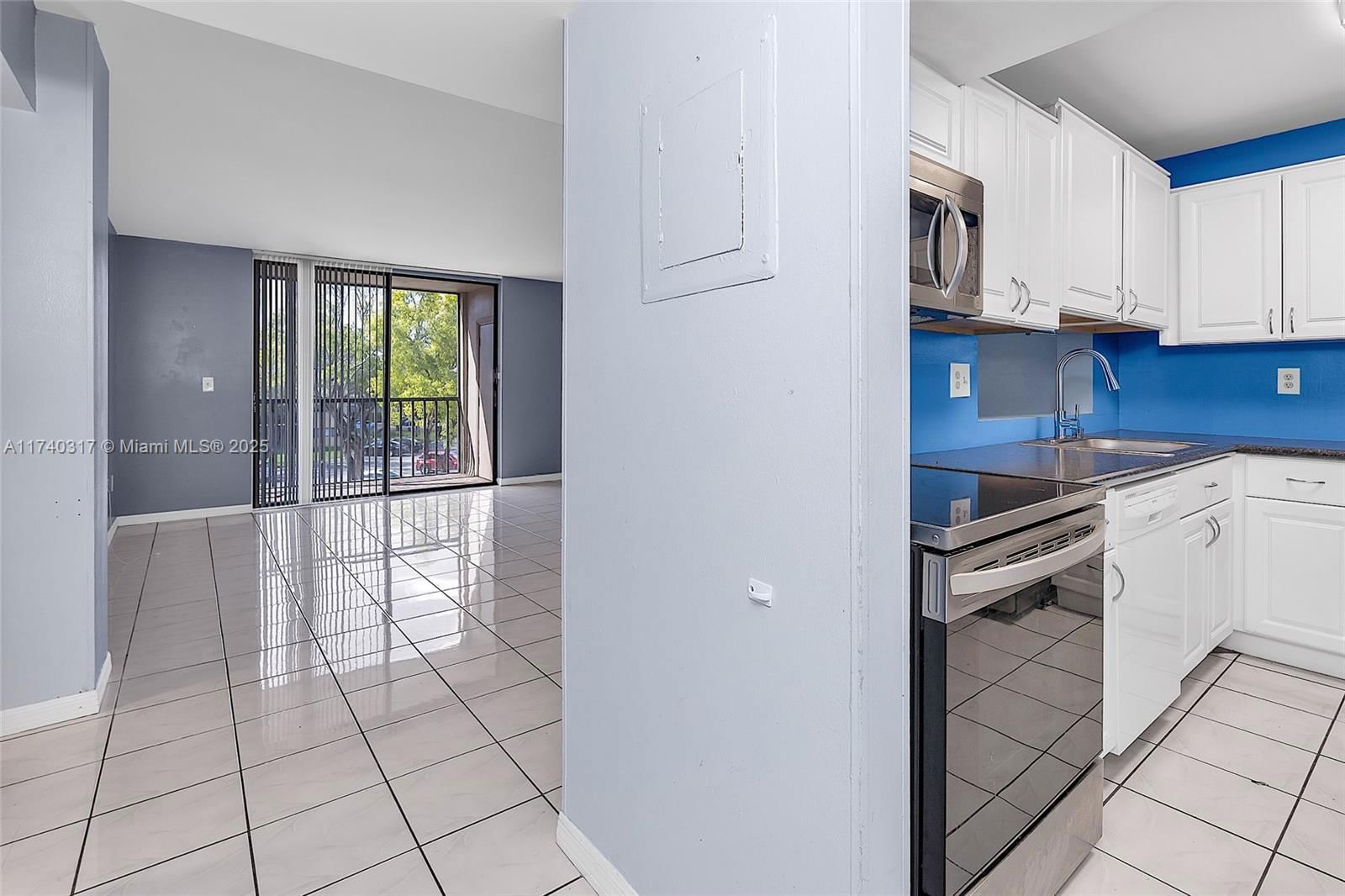 Real estate property located at 8540 133rd Ave Rd #316, Miami-dade, Horizons West Condo #6, Miami, FL