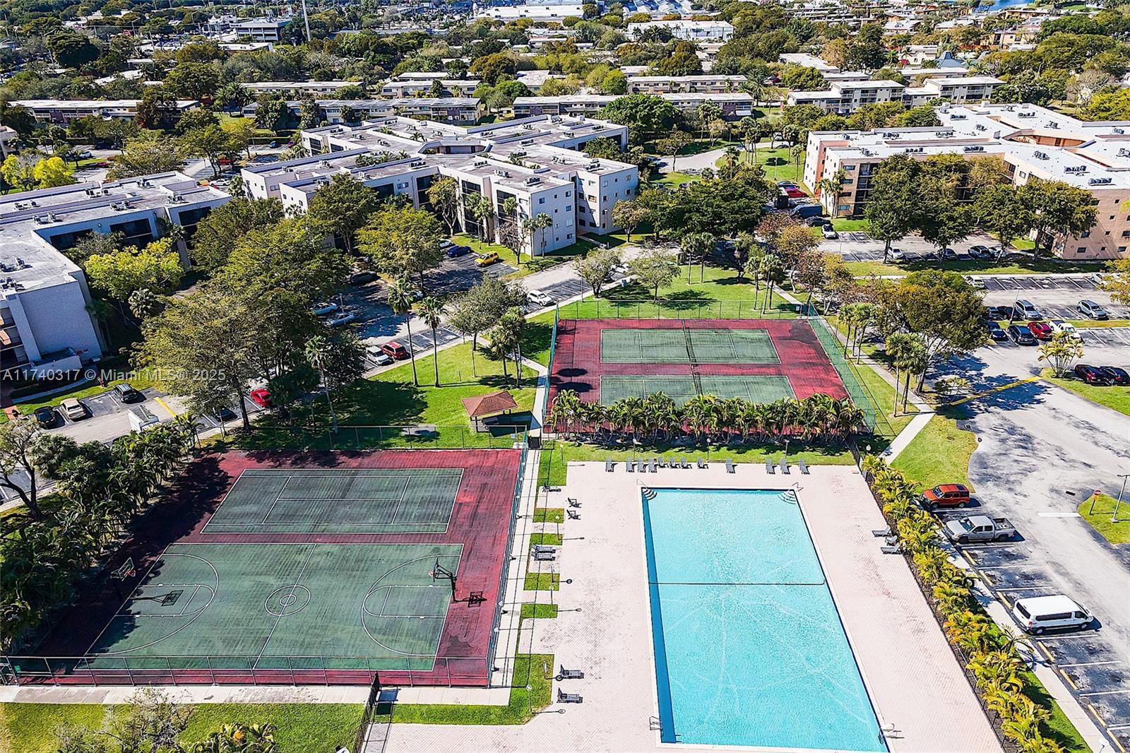 Real estate property located at 8540 133rd Ave Rd #316, Miami-dade, Horizons West Condo #6, Miami, FL