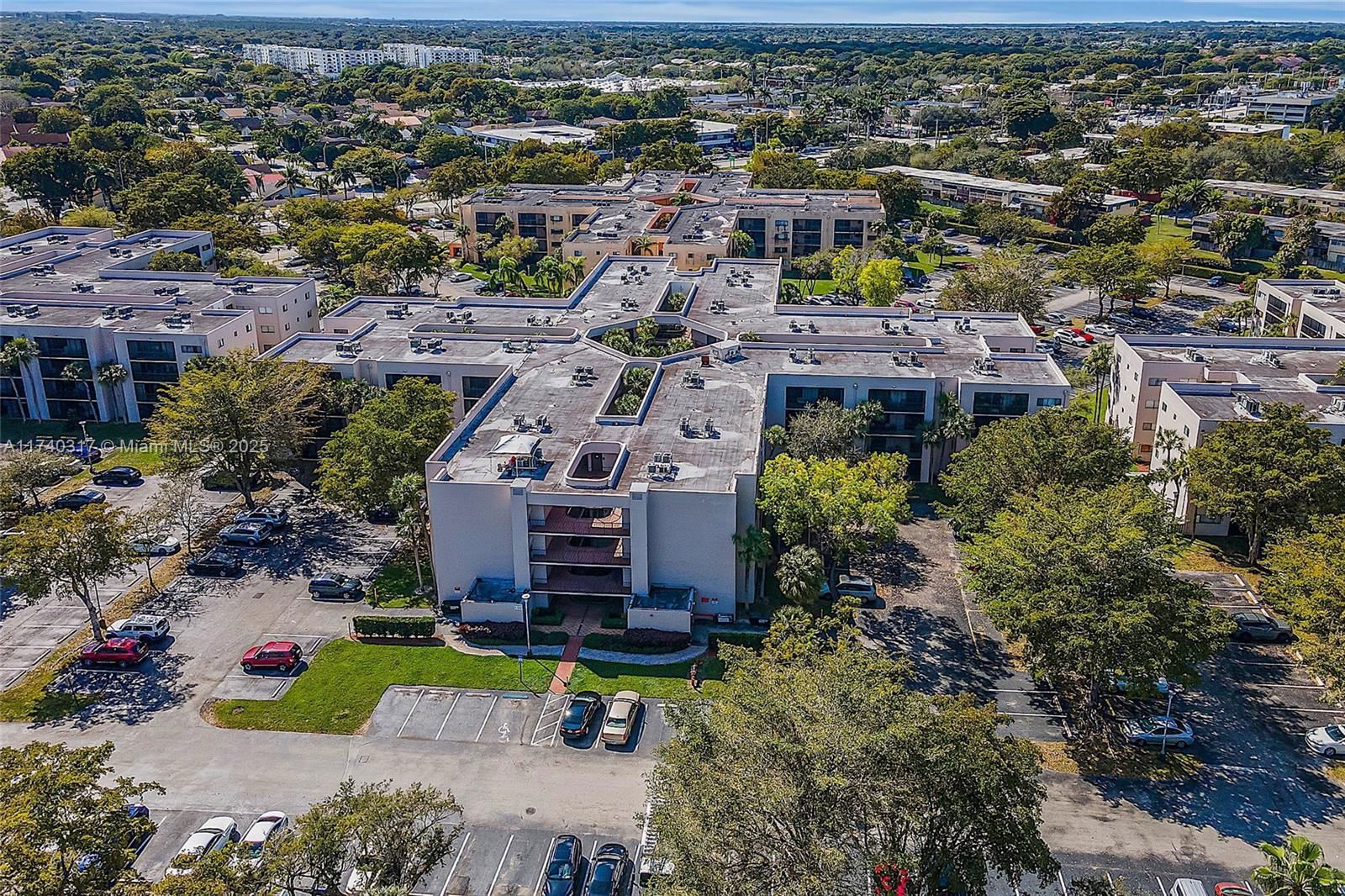 Real estate property located at 8540 133rd Ave Rd #316, Miami-dade, Horizons West Condo #6, Miami, FL