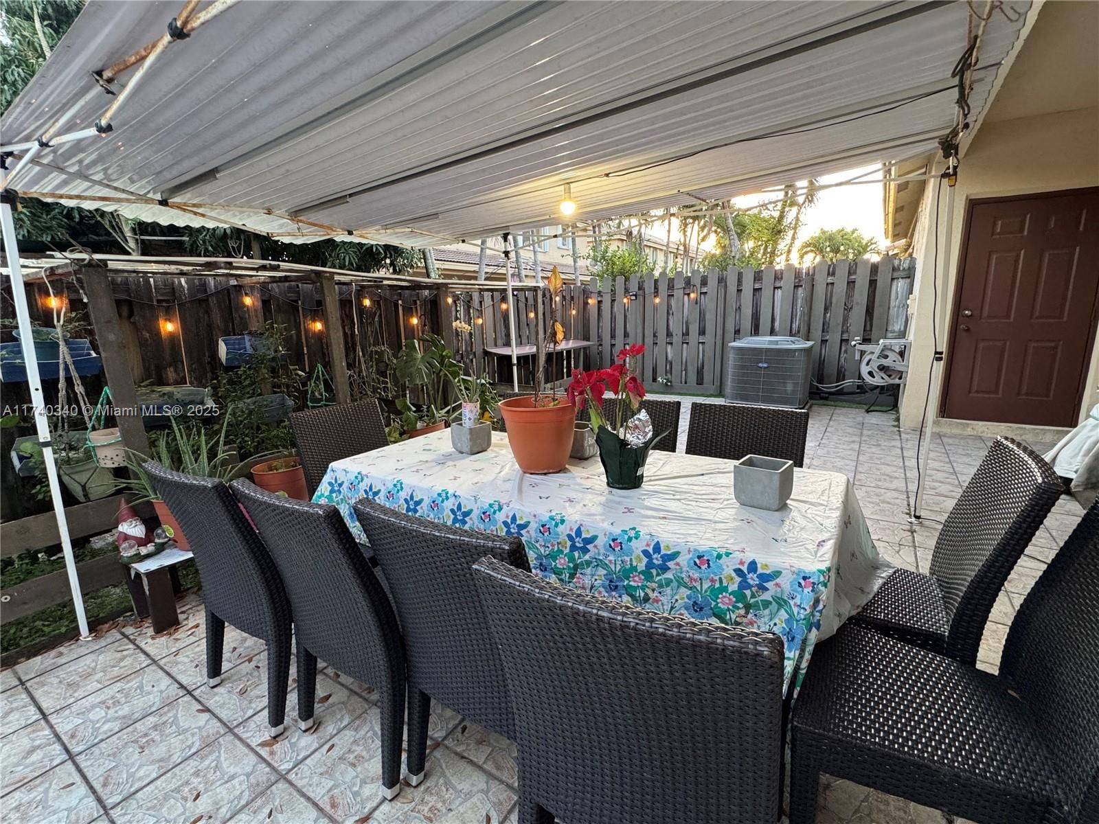 Real estate property located at 16402 72nd Ter #16402, Miami-dade, Continental Homes Townhou, Miami, FL