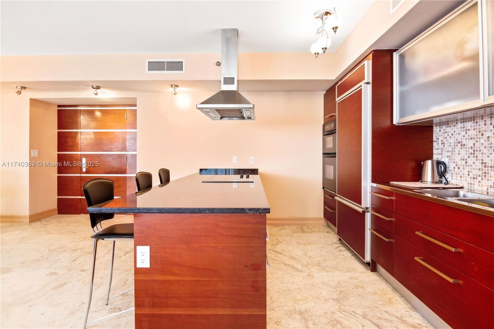 Real estate property located at 1850 Ocean Dr #4110, Broward, Beach Club Condo, Hallandale Beach, FL