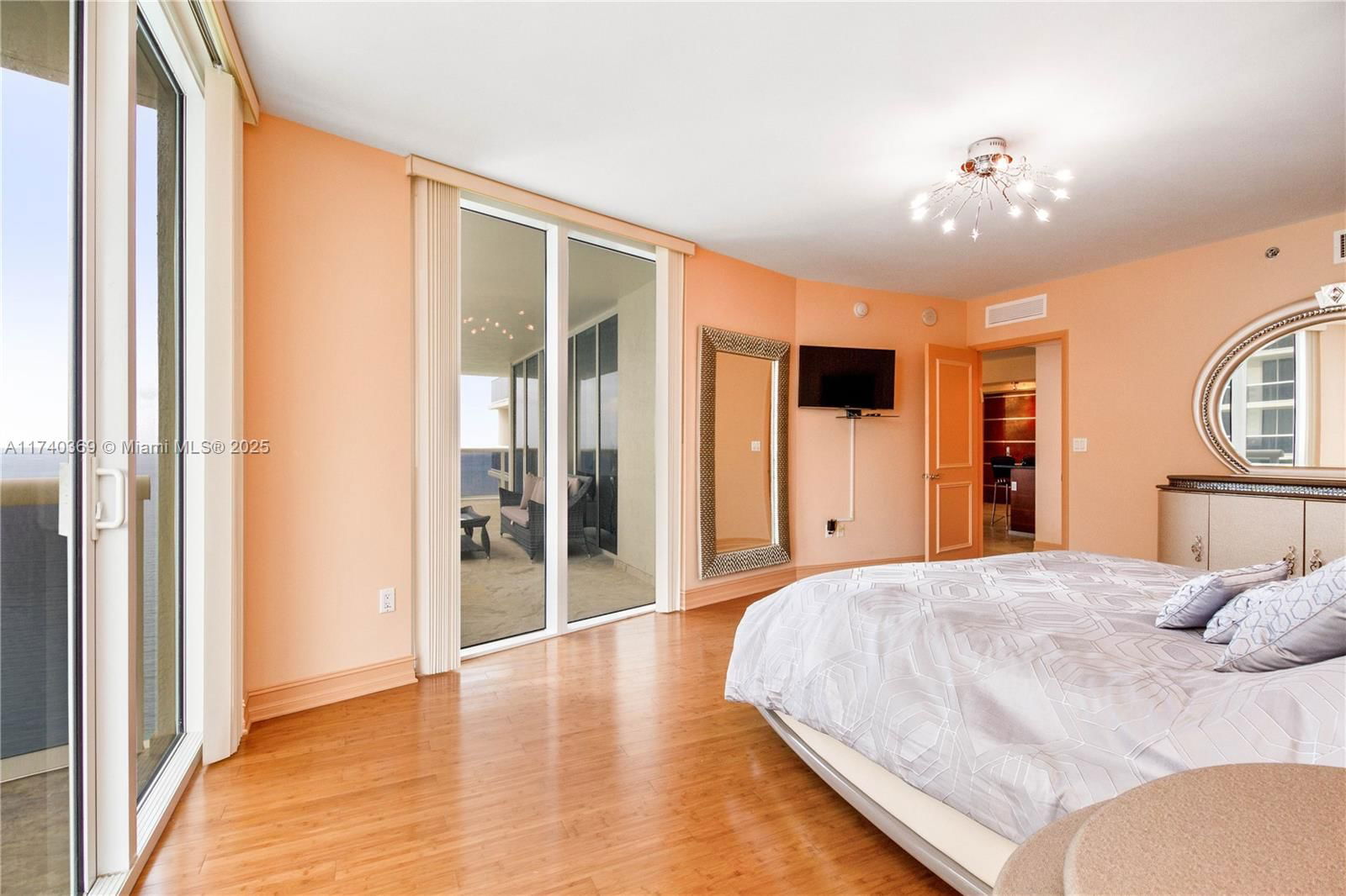 Real estate property located at 1850 Ocean Dr #4110, Broward, Beach Club Condo, Hallandale Beach, FL
