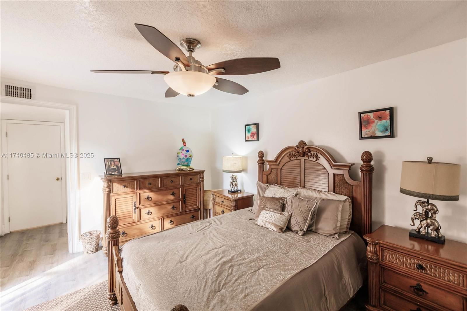 Real estate property located at 6146 Seven Springs Blvd, Palm Beach, El Lago, Green Acres, FL
