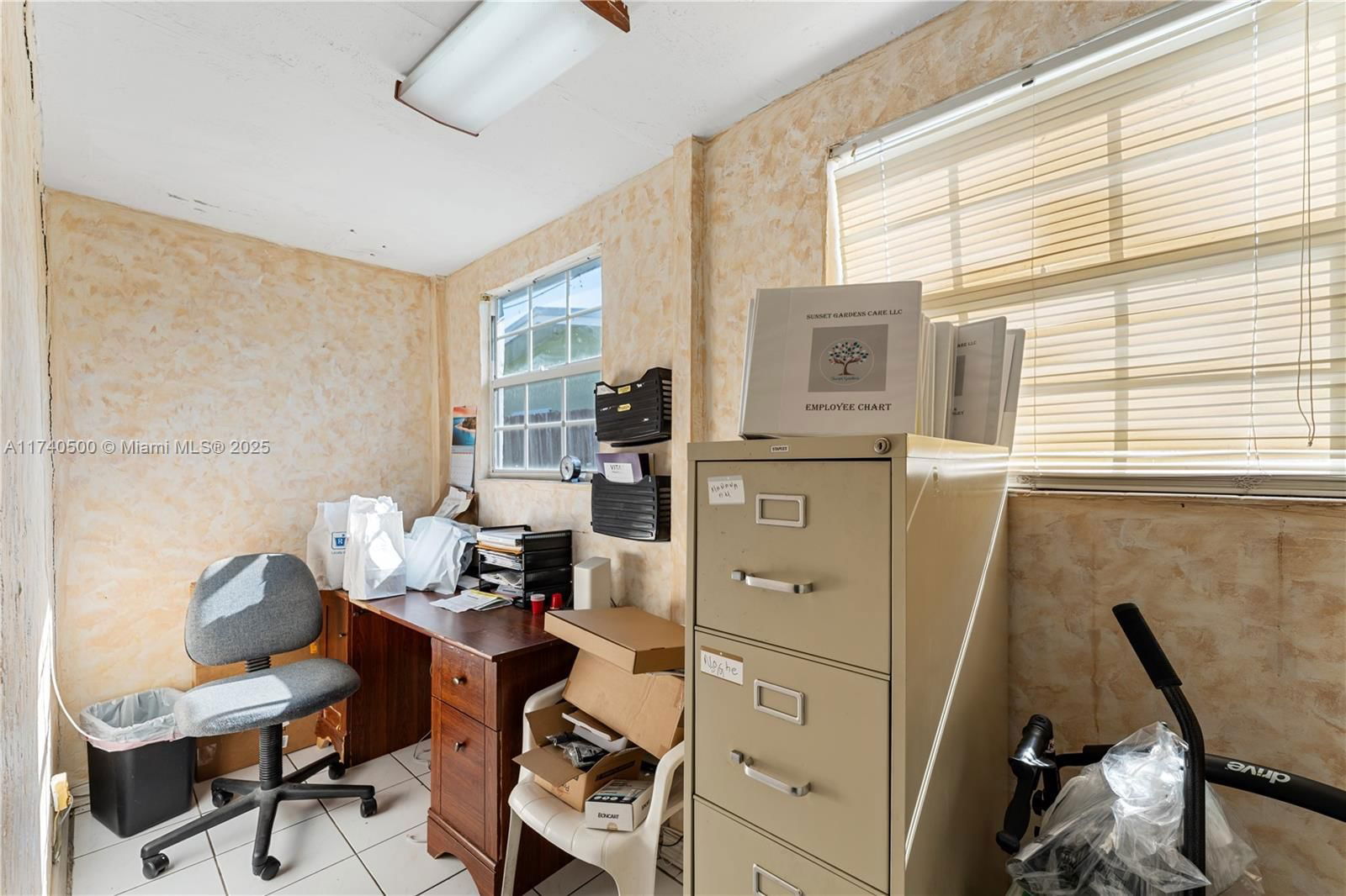 Real estate property located at 8100 95th Ct, Miami-dade, Heftler Homes Sunset Park, Miami, FL