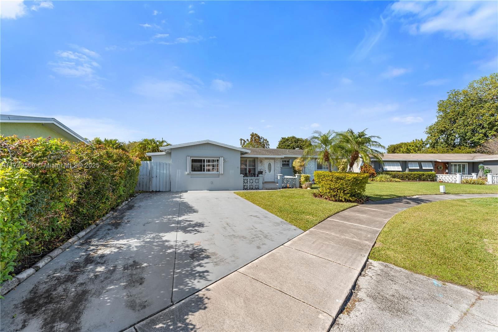 Real estate property located at 8100 95th Ct, Miami-dade, Heftler Homes Sunset Park, Miami, FL