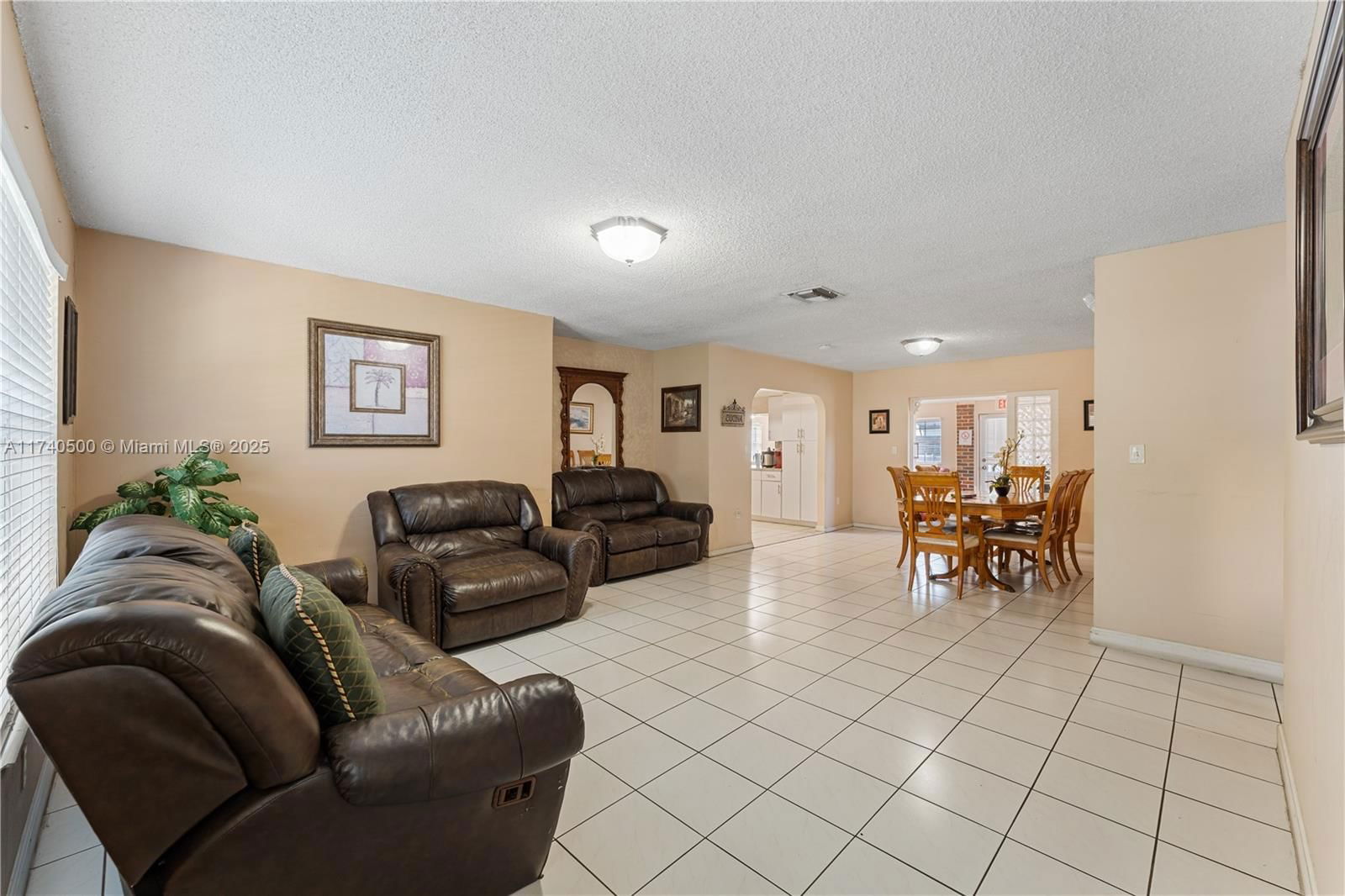 Real estate property located at 8100 95th Ct, Miami-dade, Heftler Homes Sunset Park, Miami, FL