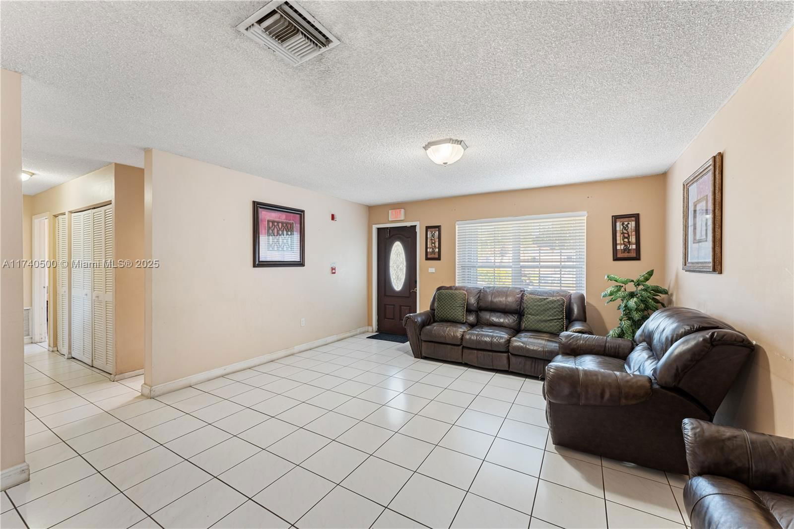 Real estate property located at 8100 95th Ct, Miami-dade, Heftler Homes Sunset Park, Miami, FL