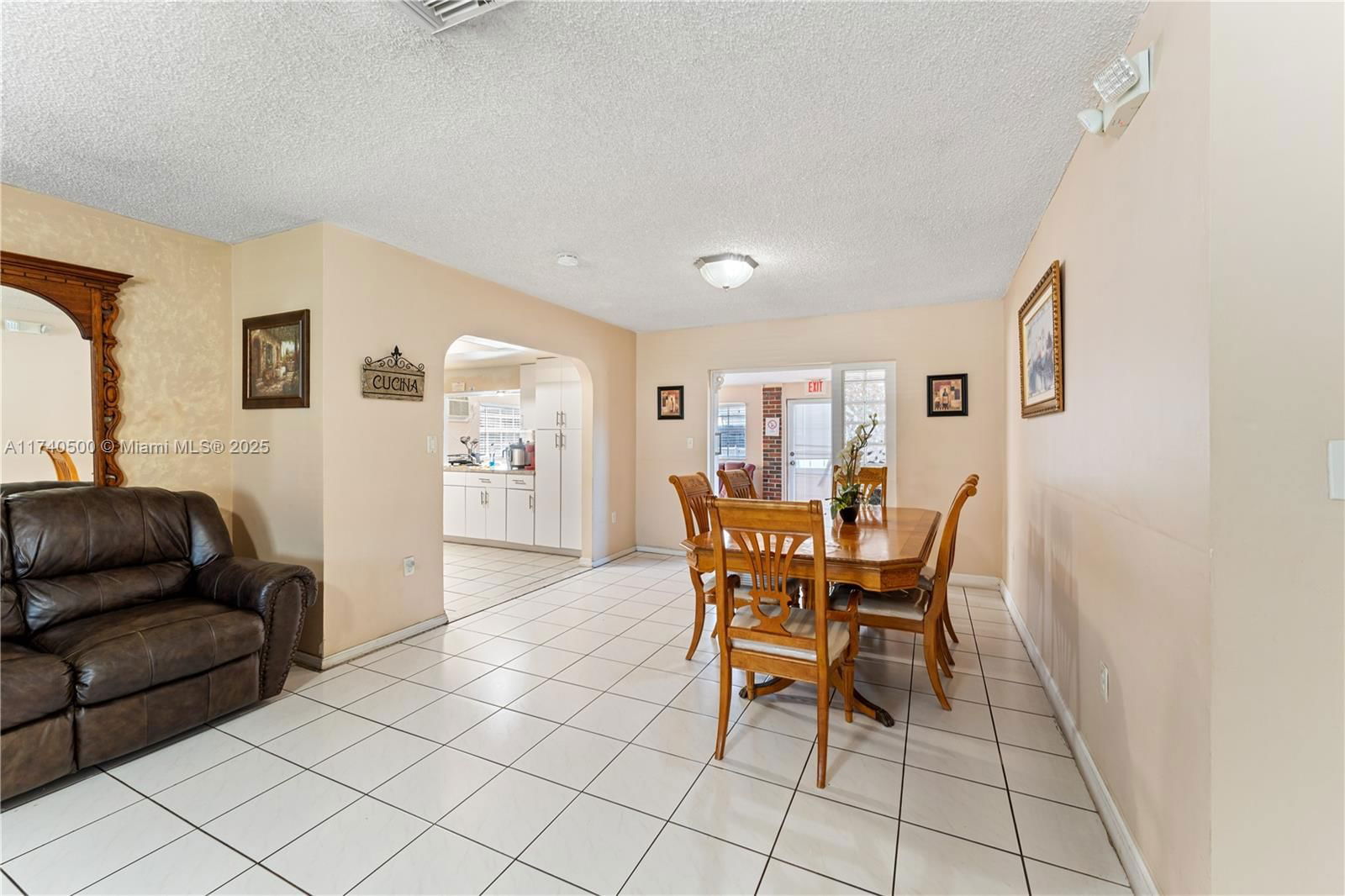 Real estate property located at 8100 95th Ct, Miami-dade, Heftler Homes Sunset Park, Miami, FL
