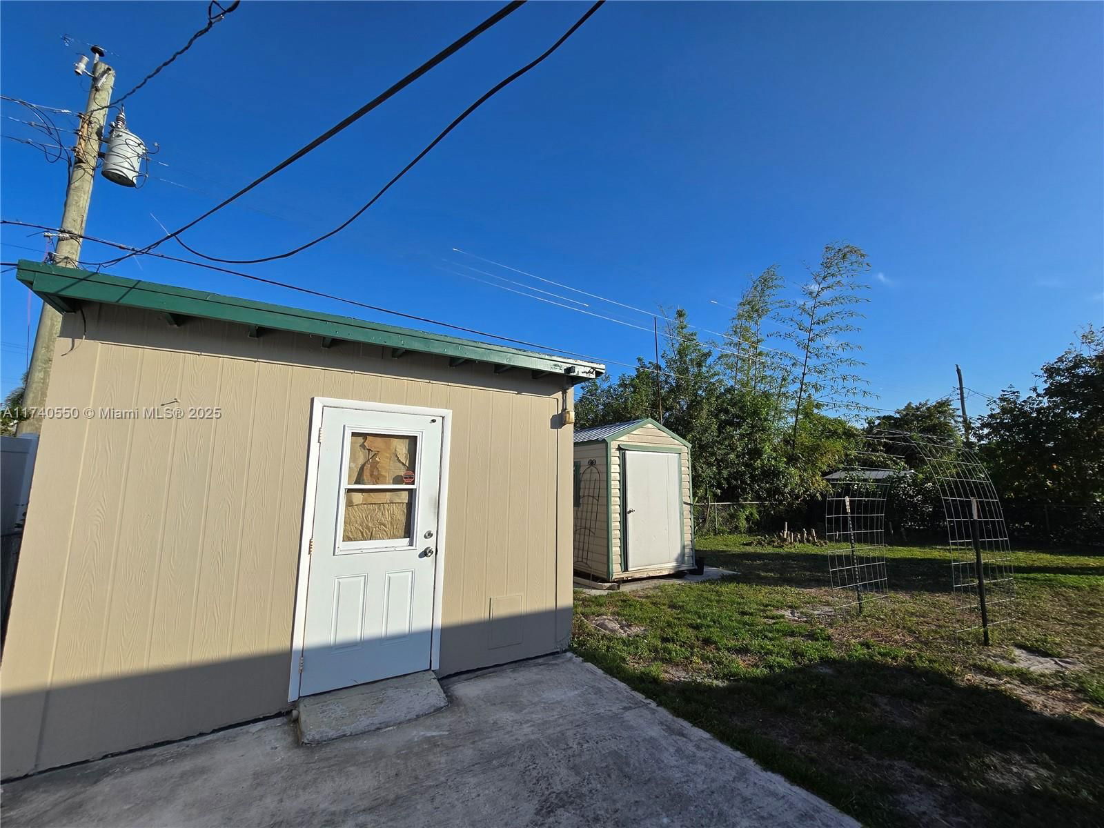 Real estate property located at 2100 46th Ter, Broward, Broadview Park Sec 2 Amen, Fort Lauderdale, FL