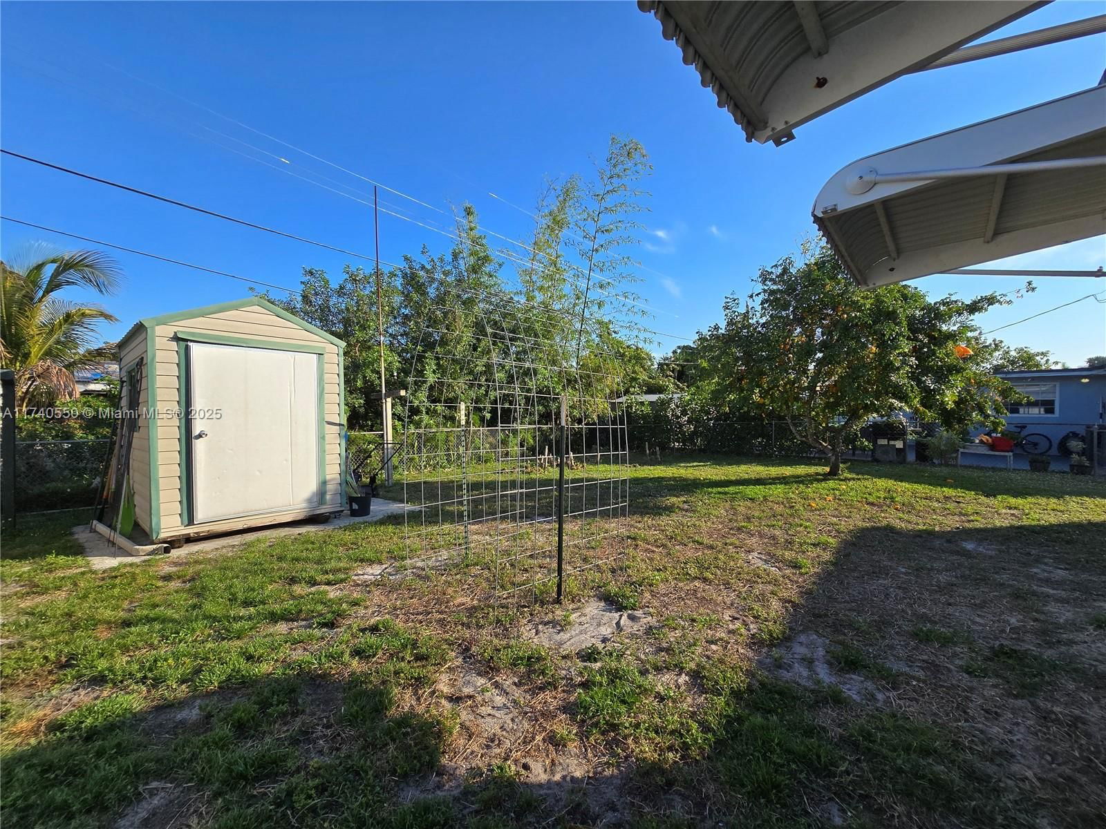 Real estate property located at 2100 46th Ter, Broward, Broadview Park Sec 2 Amen, Fort Lauderdale, FL