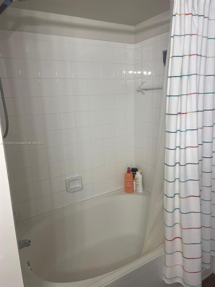 Real estate property located at 140 117th Ave #4307, Broward, Marquesa Condo, Pembroke Pines, FL