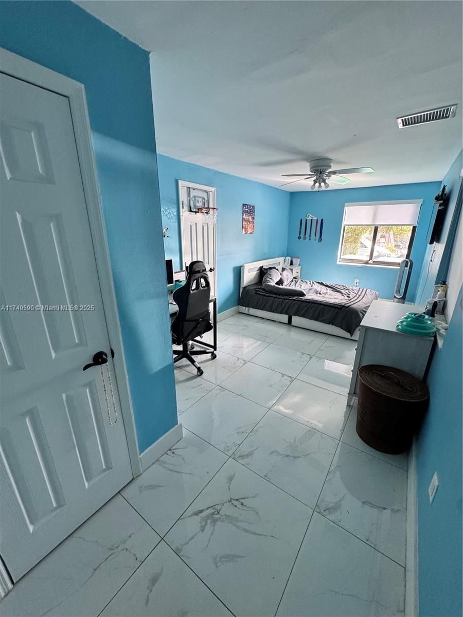 Real estate property located at 11225 50th Ter, Miami-dade, Westwood Lake 4th Addn, Miami, FL