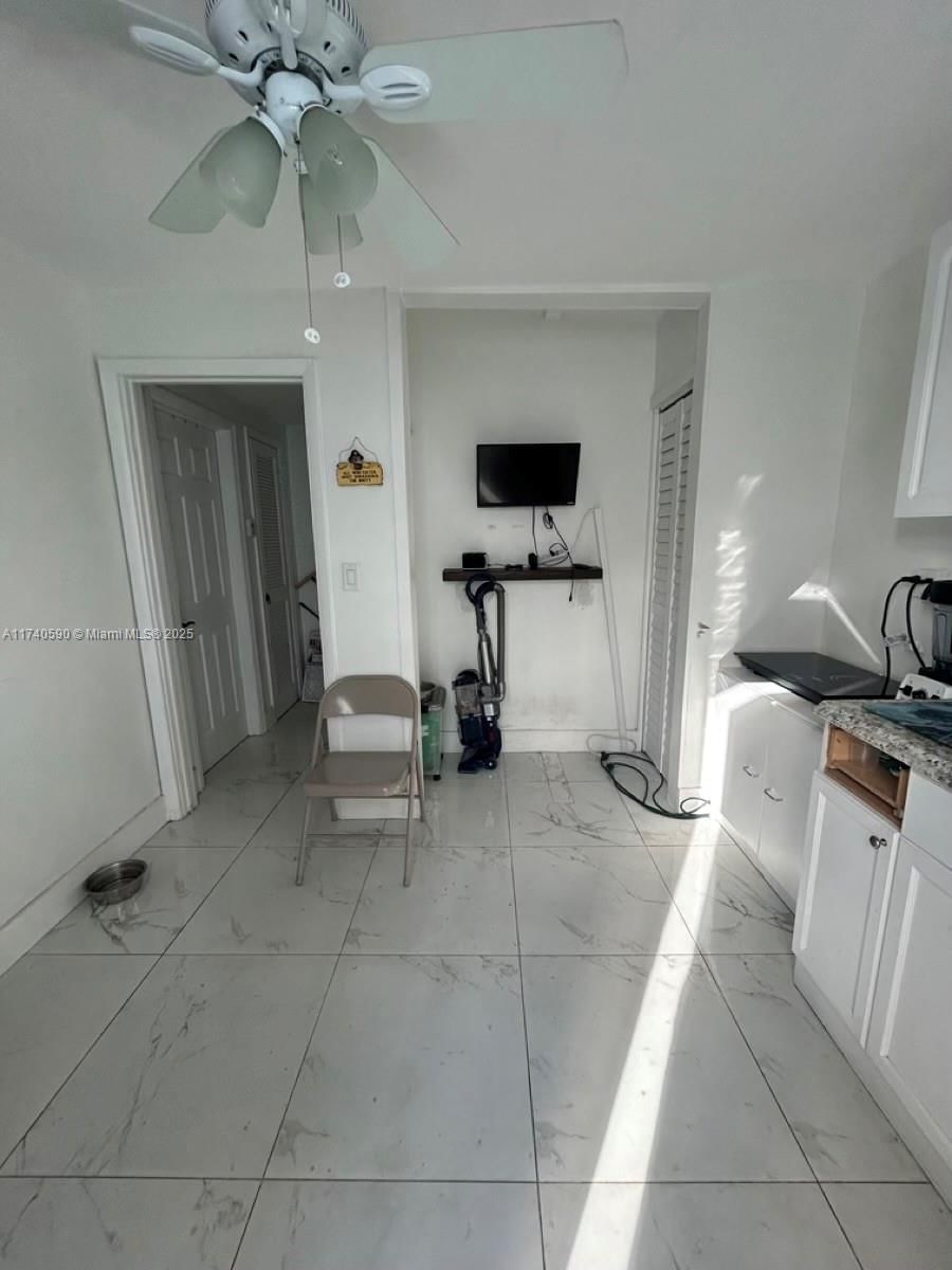 Real estate property located at 11225 50th Ter, Miami-dade, Westwood Lake 4th Addn, Miami, FL