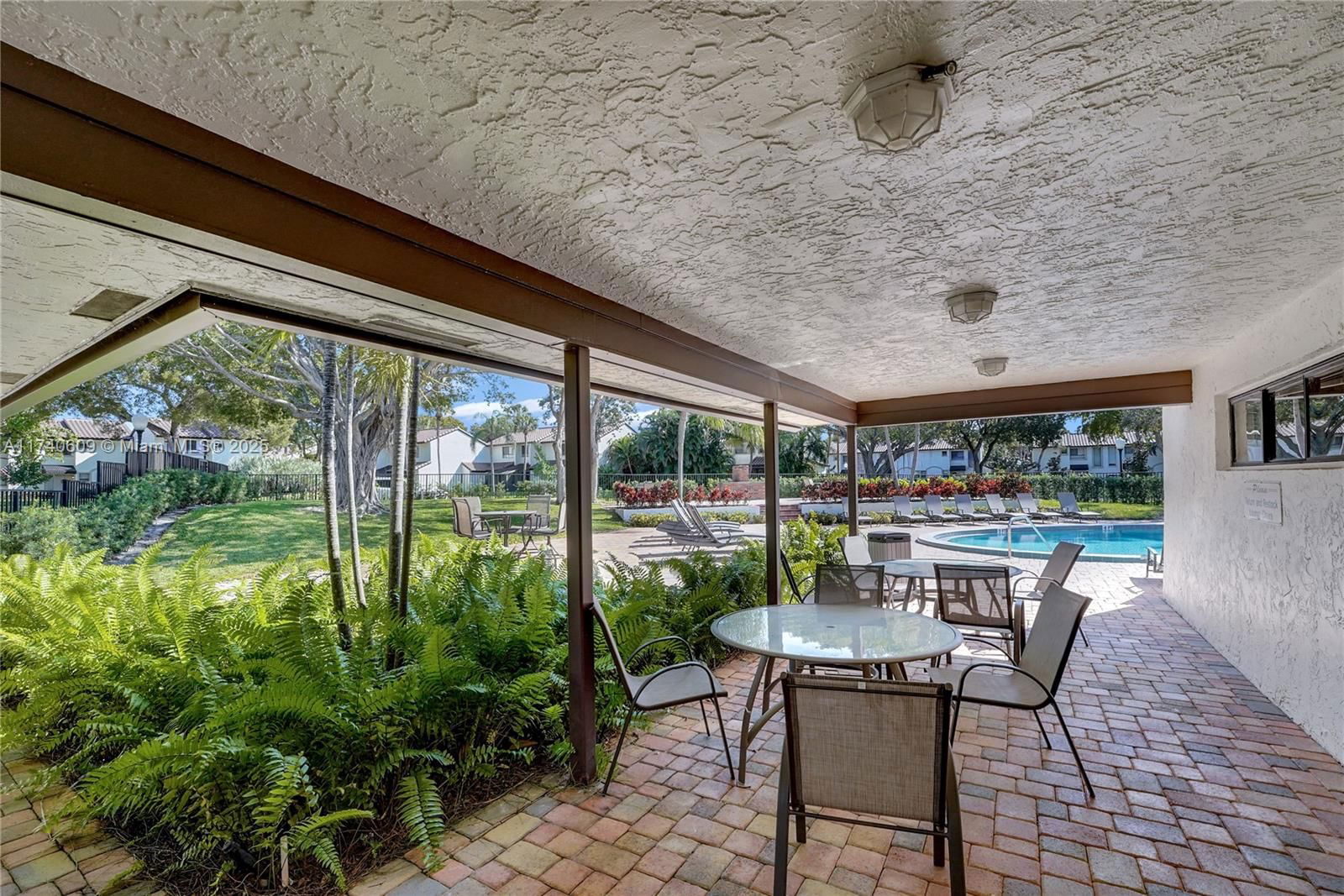 Real estate property located at 7200 2nd Ave #38, Palm Beach, Sunflower Condo, Boca Raton, FL