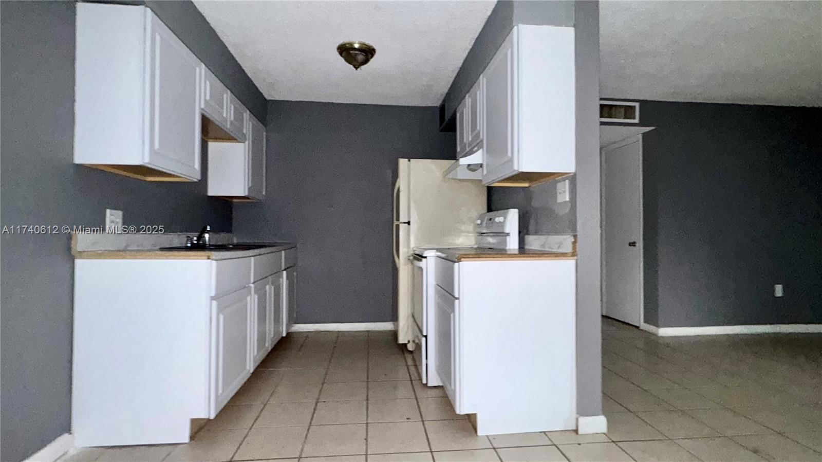 Real estate property located at 140 Minna Ln. Unit #108, Brevard, Merritt Apartments Sites, Merritt Island, FL