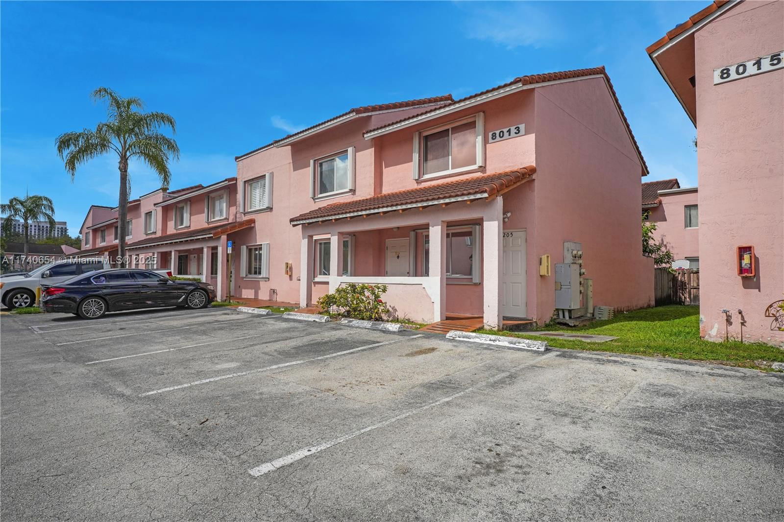 Real estate property located at 8013 Lake Dr #205, Miami-dade, Doral Court Condo, Doral, FL