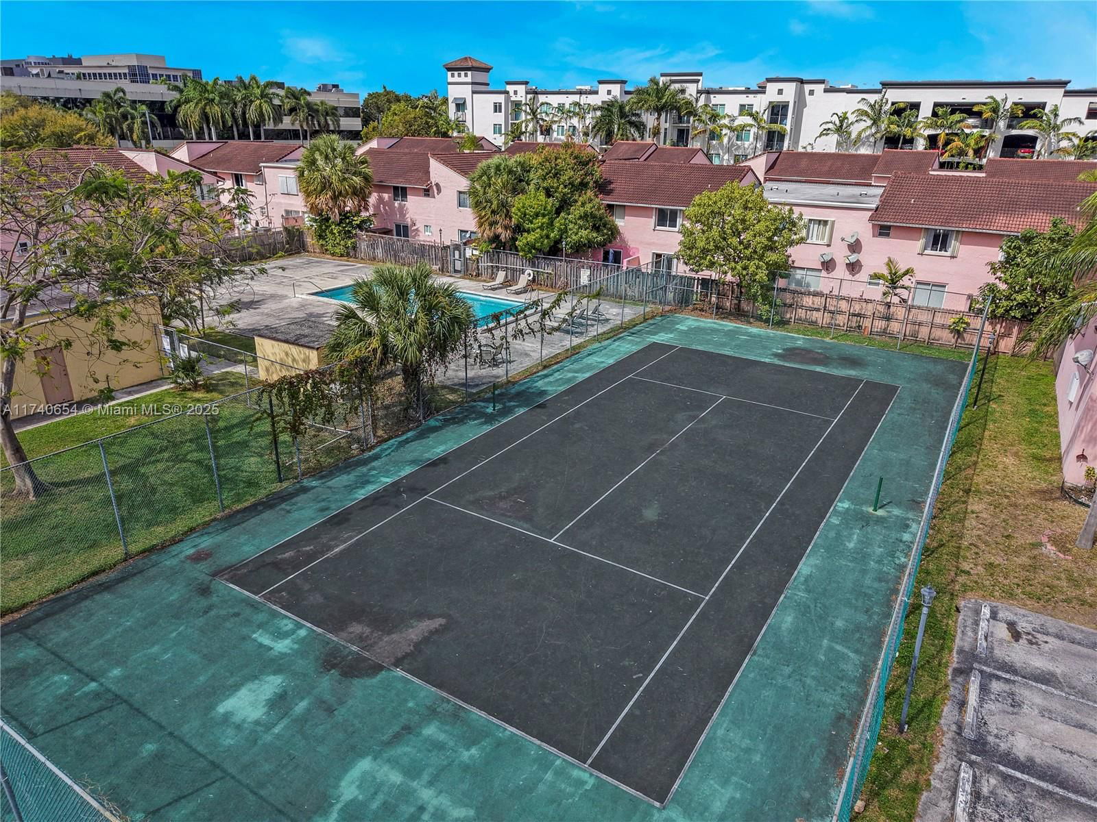 Real estate property located at 8013 Lake Dr #205, Miami-dade, Doral Court Condo, Doral, FL