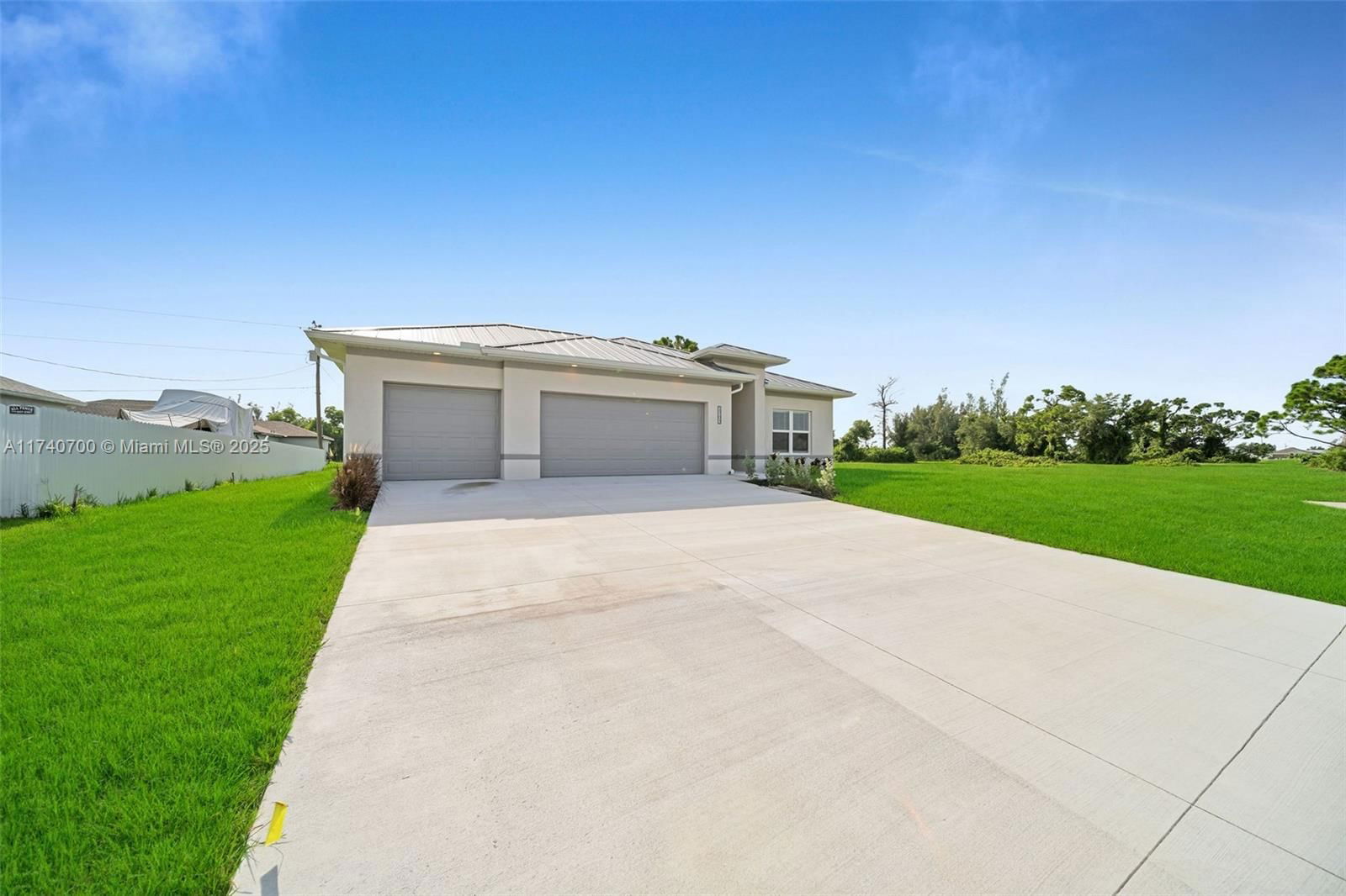 Real estate property located at 1819 2nd pl, Other, Cape Coral, Other City - In The State Of Florida, FL