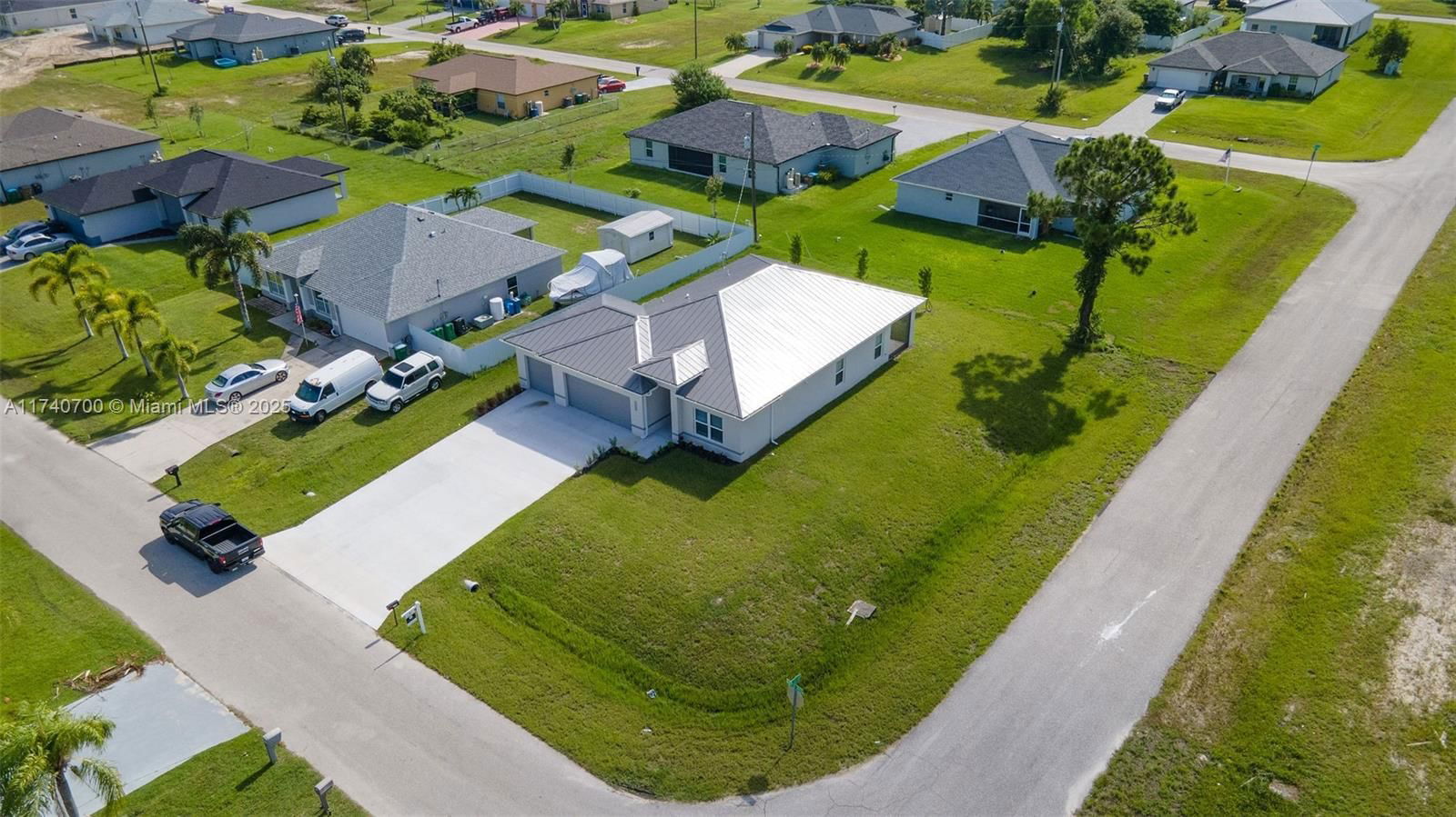 Real estate property located at 1819 2nd pl, Other, Cape Coral, Other City - In The State Of Florida, FL