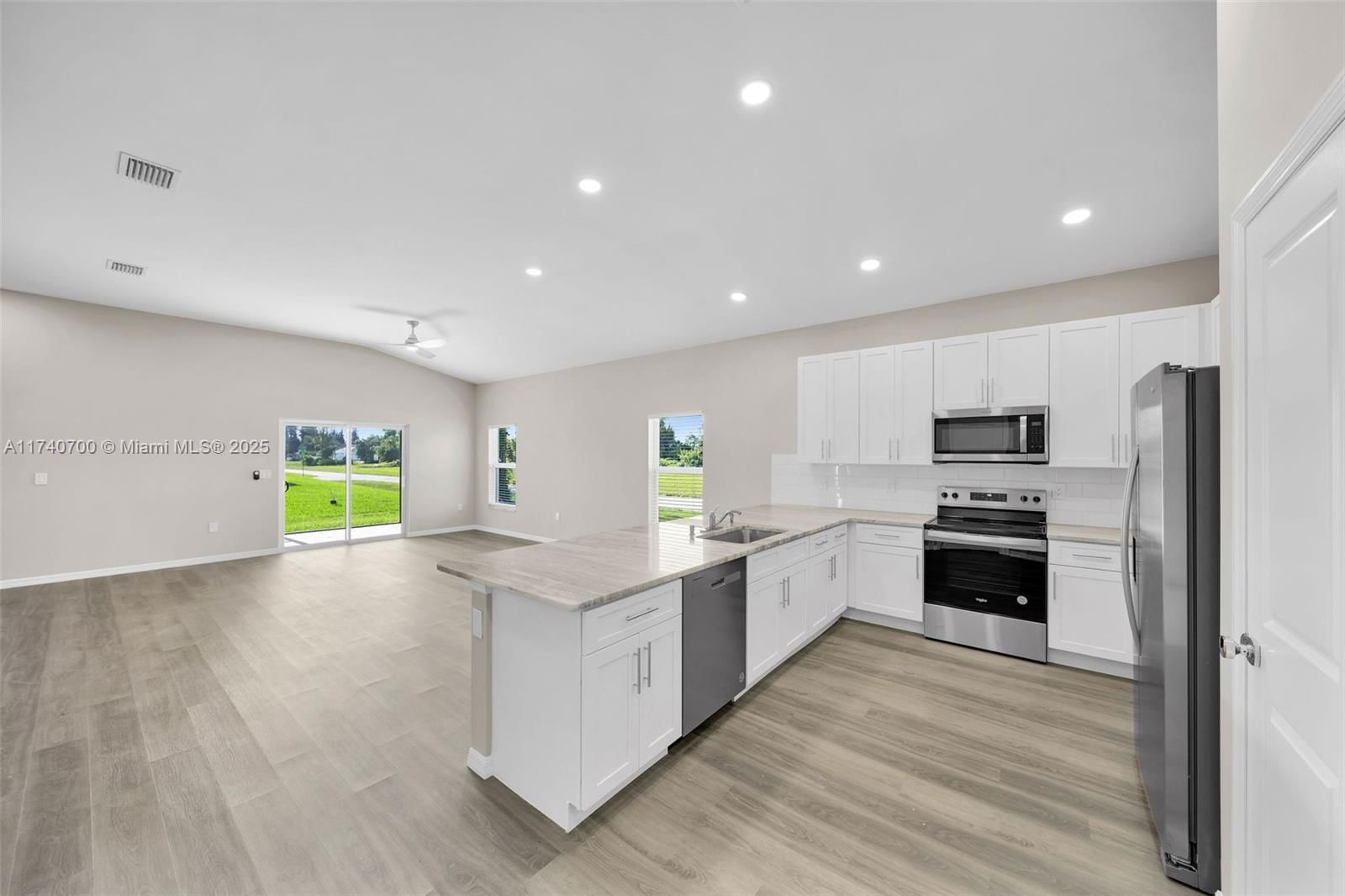 Real estate property located at 1819 2nd pl, Other, Cape Coral, Other City - In The State Of Florida, FL