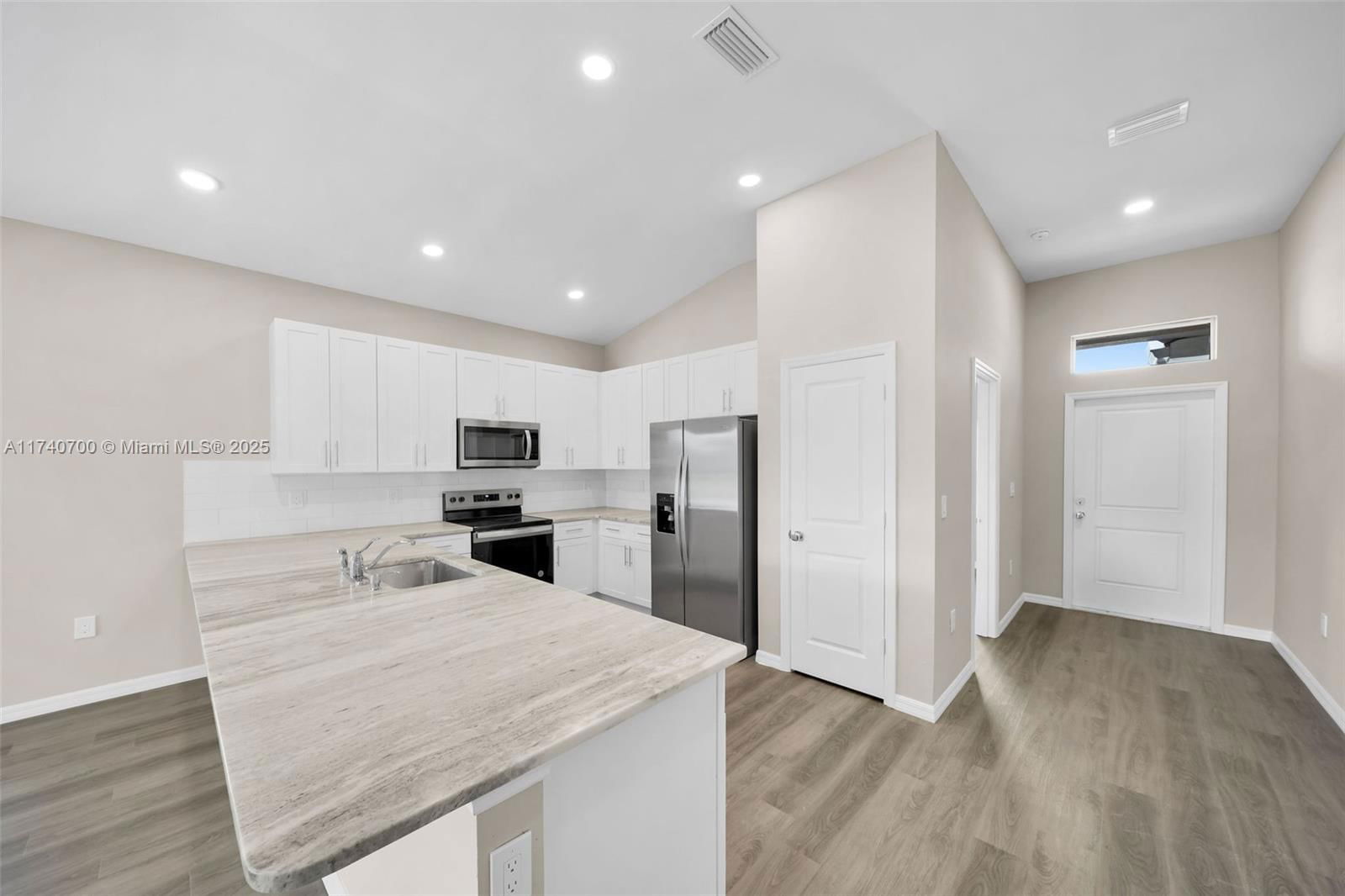 Real estate property located at 1819 2nd pl, Other, Cape Coral, Other City - In The State Of Florida, FL