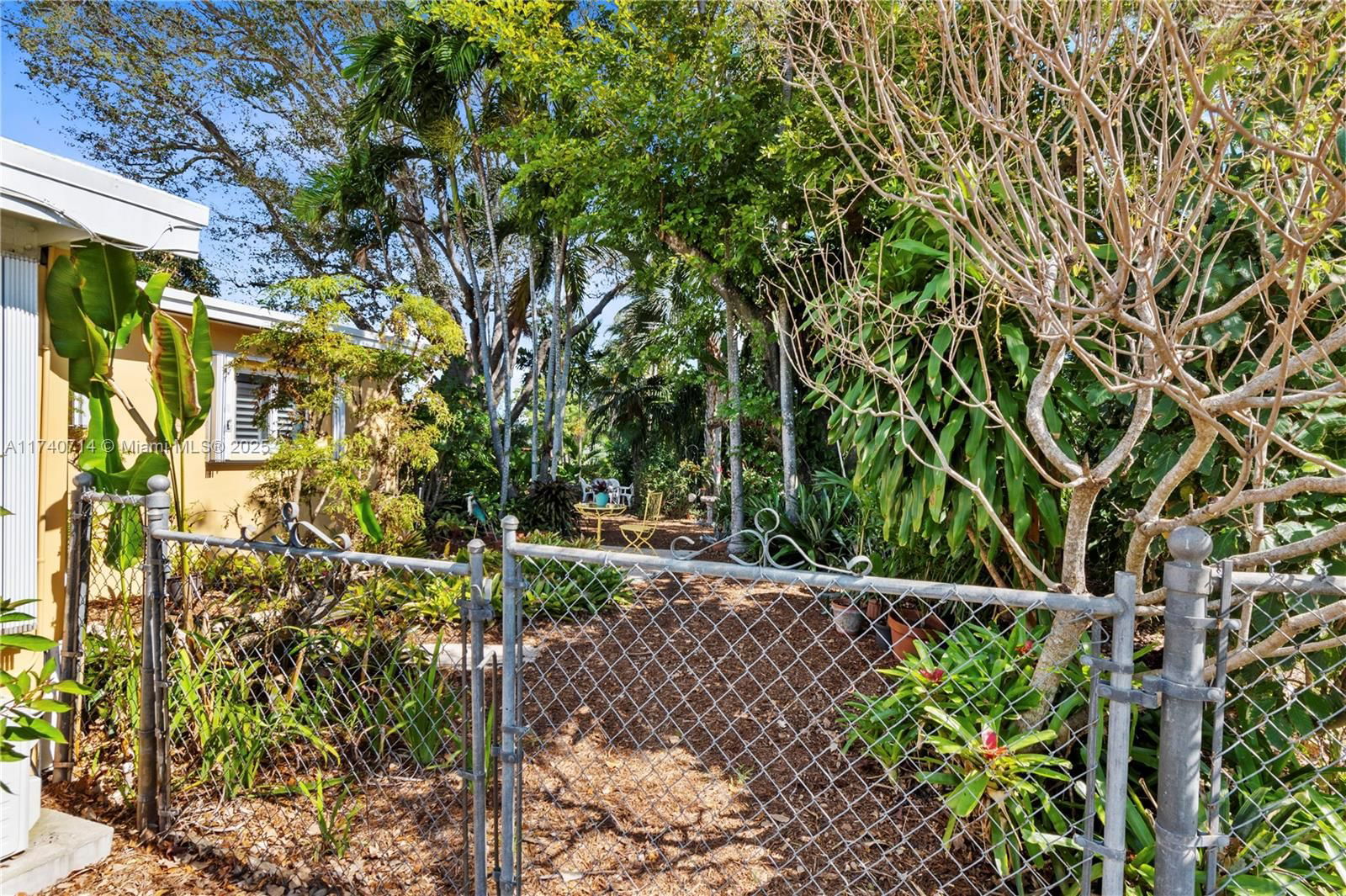 Real estate property located at 17911 77th Ct, Miami-dade, Palm Springs North Sec L, Hialeah, FL