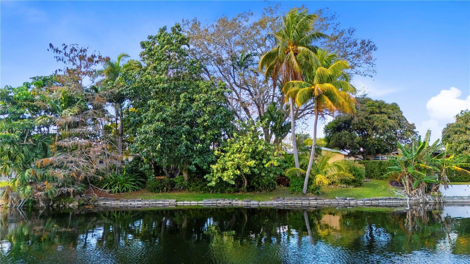 Real estate property located at 17911 77th Ct, Miami-dade, Palm Springs North Sec L, Hialeah, FL