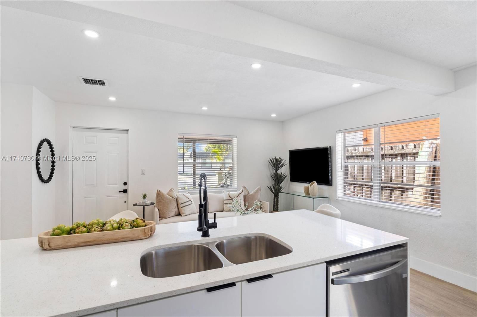 Real estate property located at 769 38th St, Broward, Oakland Park Second Add, Oakland Park, FL