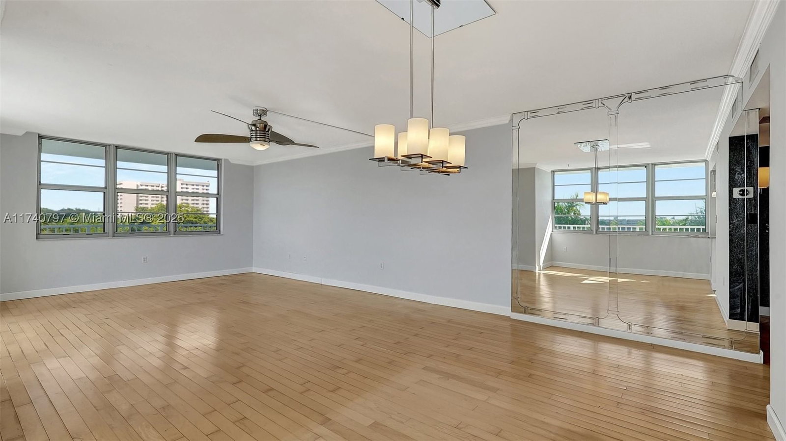 Real estate property located at 2801 183rd St #517W, Miami-dade, Admirals Port Condo West, Aventura, FL