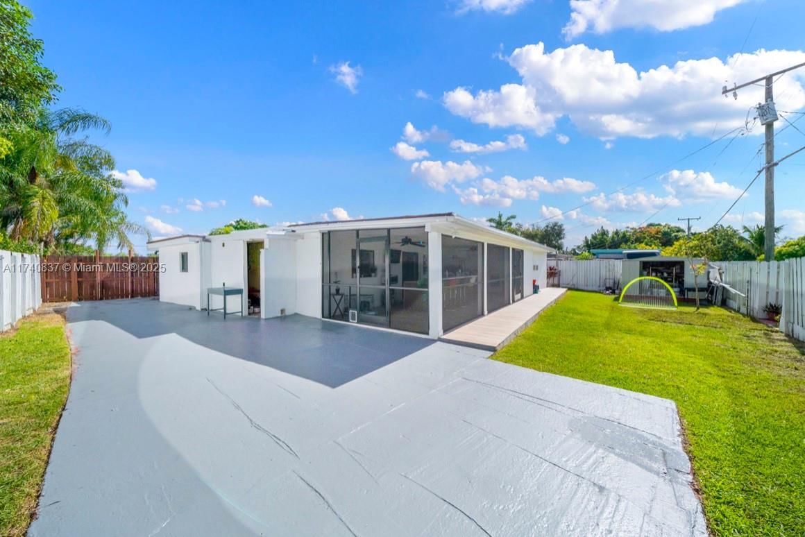 Real estate property located at 14970 Leisure Dr, Miami-dade, Leisure City Sec 2, Homestead, FL