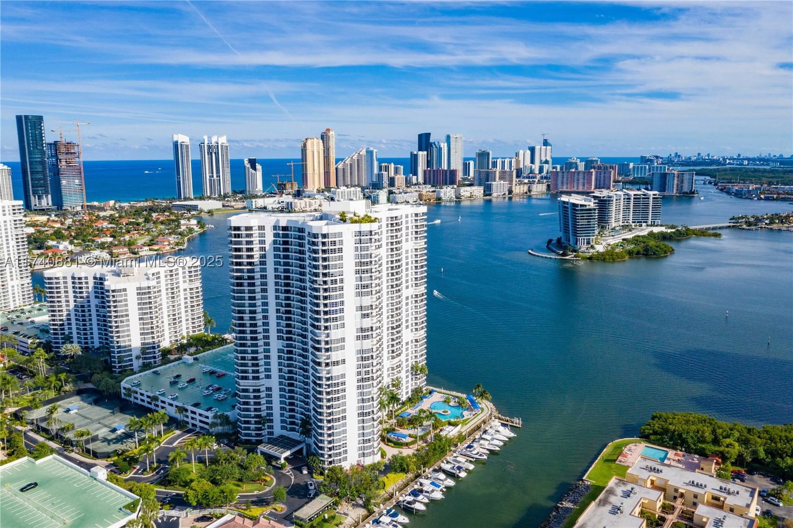 Real estate property located at 3530 Mystic Pointe Dr #1513, Miami-dade, Mystic Pointe Tower 500, Aventura, FL