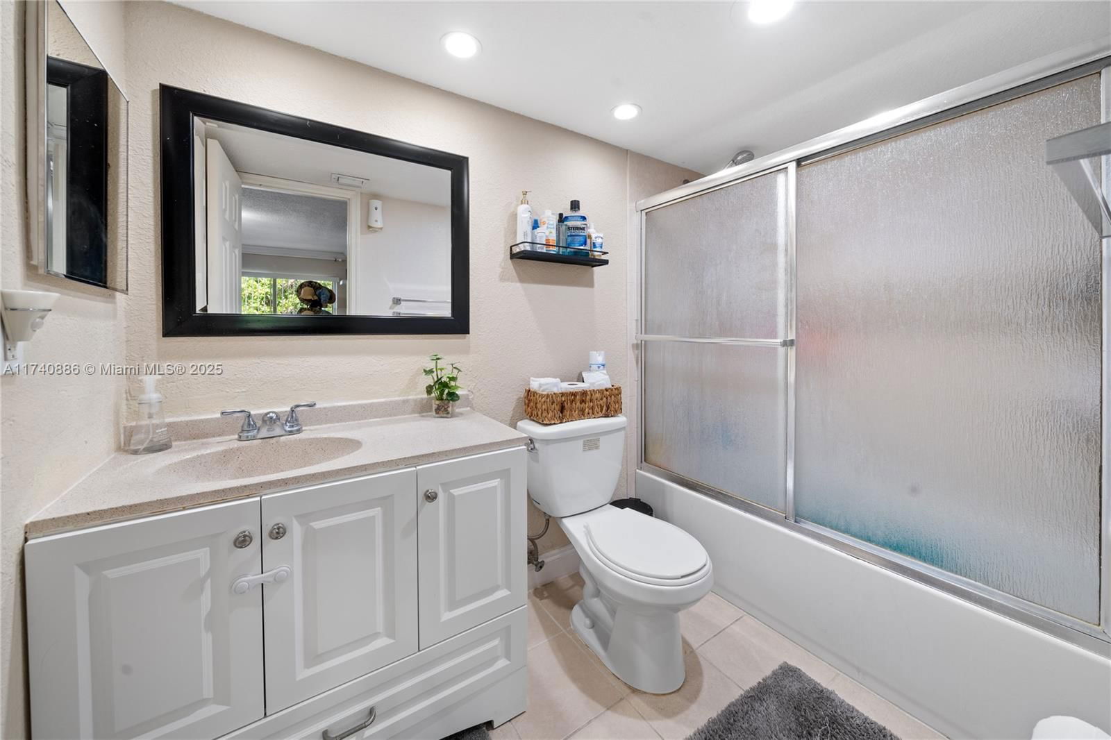 Real estate property located at 10795 108th Ave #303, Miami-dade, Palm Cove Cond, Miami, FL