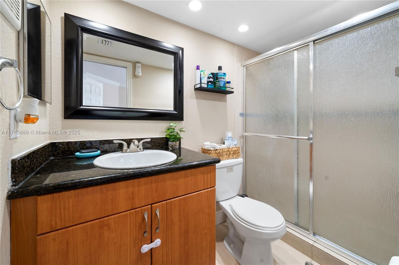 Real estate property located at 10795 108th Ave #303, Miami-dade, Palm Cove Cond, Miami, FL