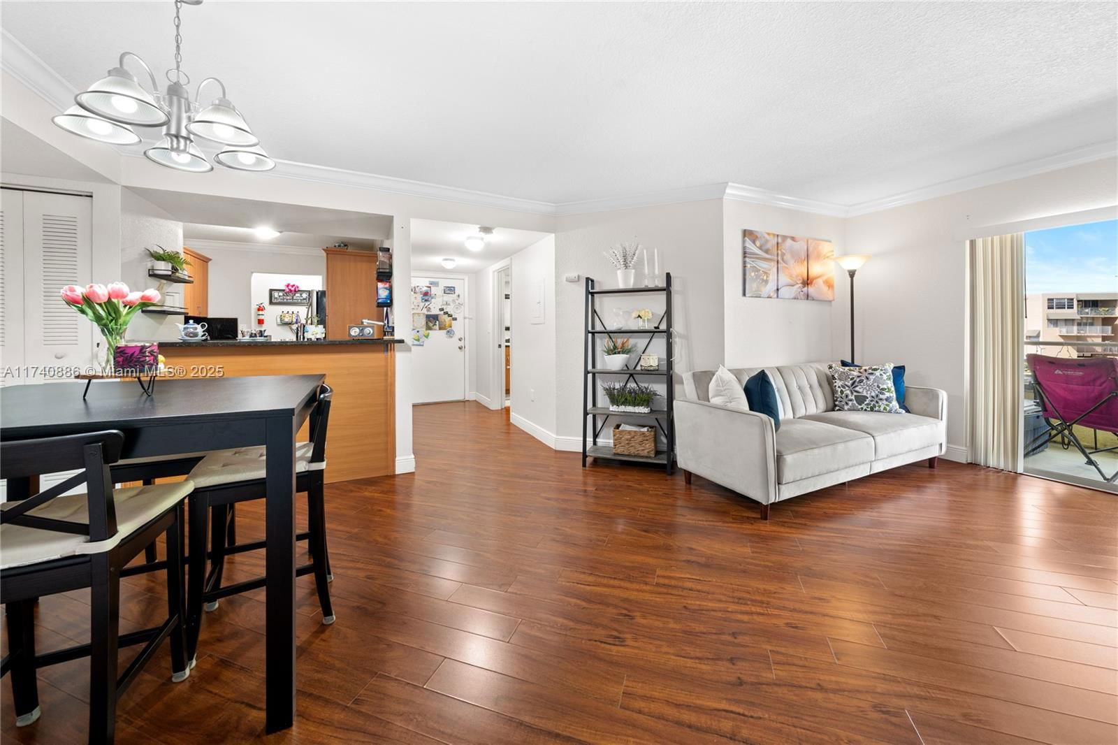 Real estate property located at 10795 108th Ave #303, Miami-dade, Palm Cove Cond, Miami, FL