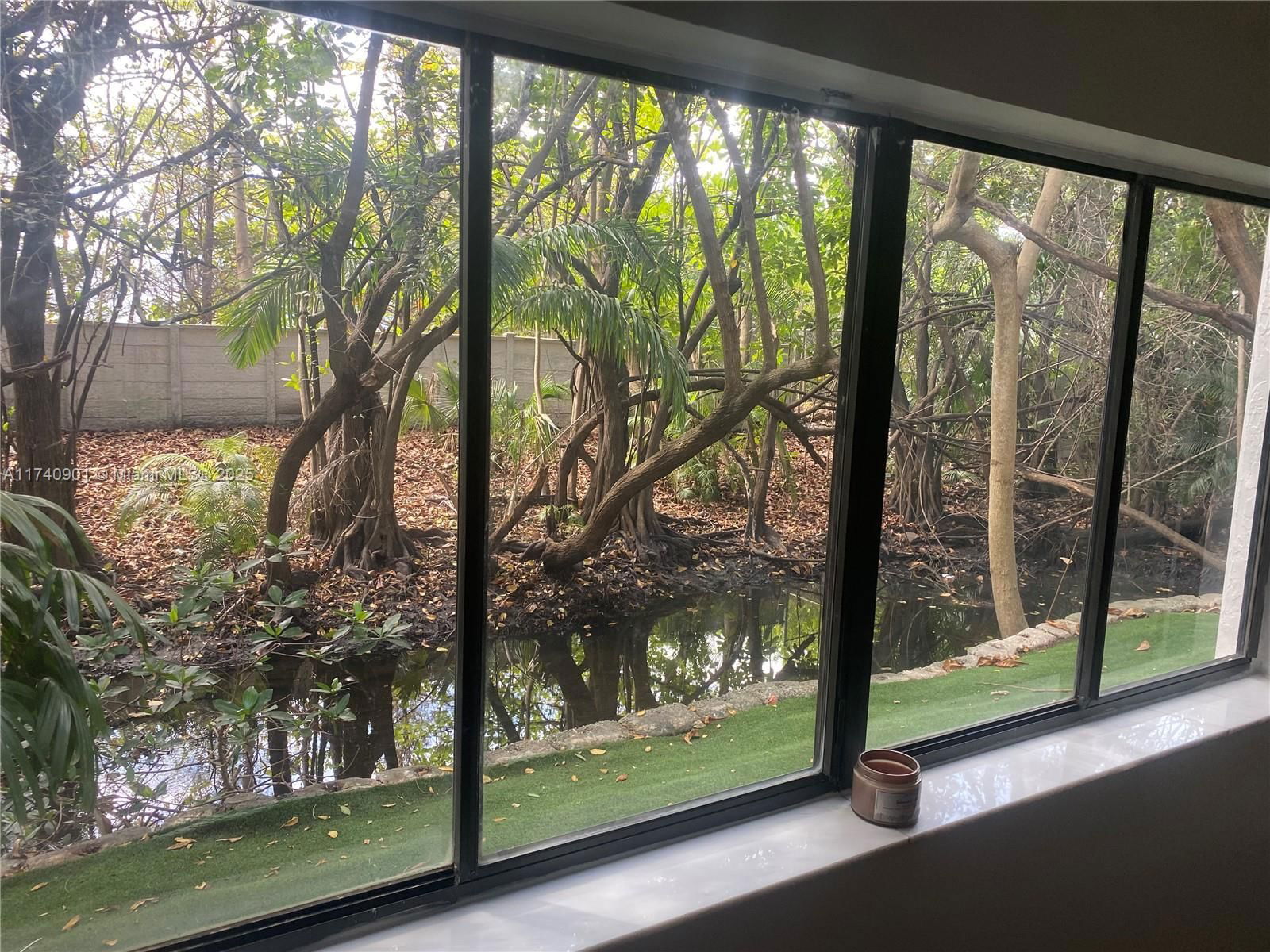 Real estate property located at 2445 18th Ter #901, Broward, Marina Oaks Condo, Fort Lauderdale, FL