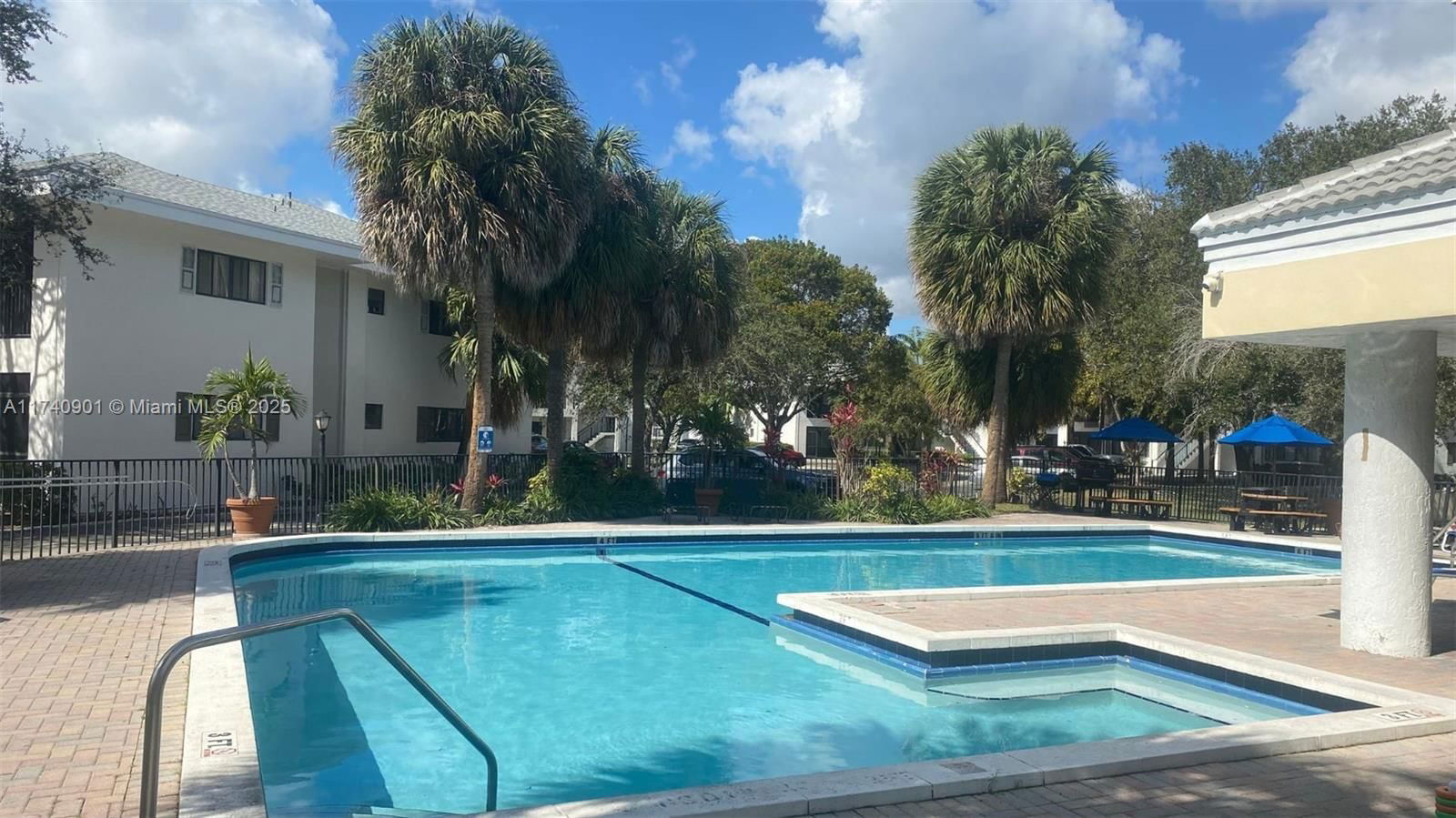 Real estate property located at 2445 18th Ter #901, Broward, Marina Oaks Condo, Fort Lauderdale, FL