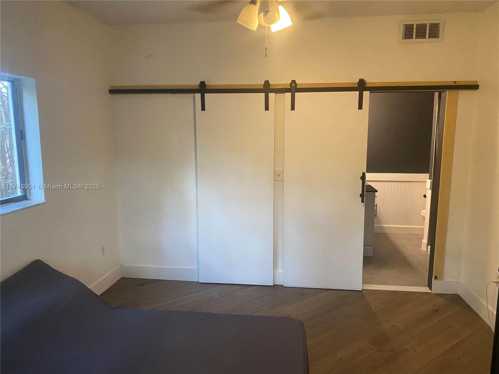 Real estate property located at 2445 18th Ter #901, Broward, Marina Oaks Condo, Fort Lauderdale, FL