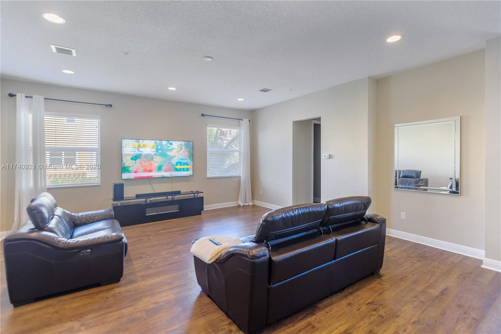 Real estate property located at 1799 124th Way #1799, Broward, Pembroke Falls-phase 1, Pembroke Pines, FL