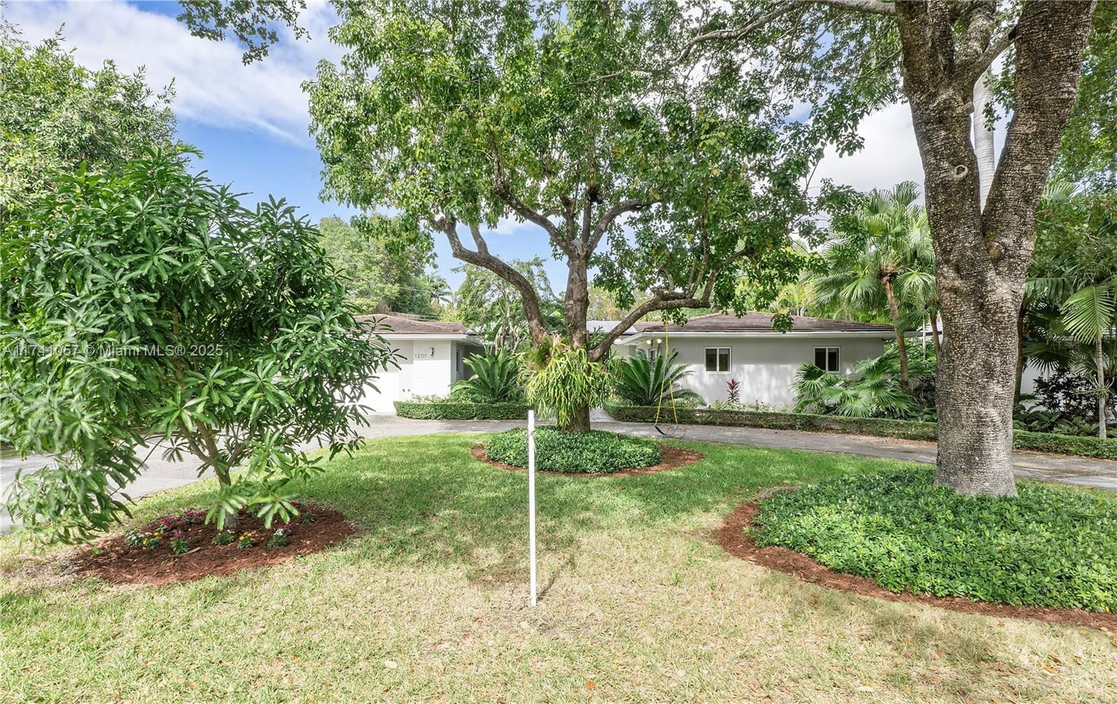 Real estate property located at 1201 Hardee Rd, Miami-dade, Coga Sub, Coral Gables, FL
