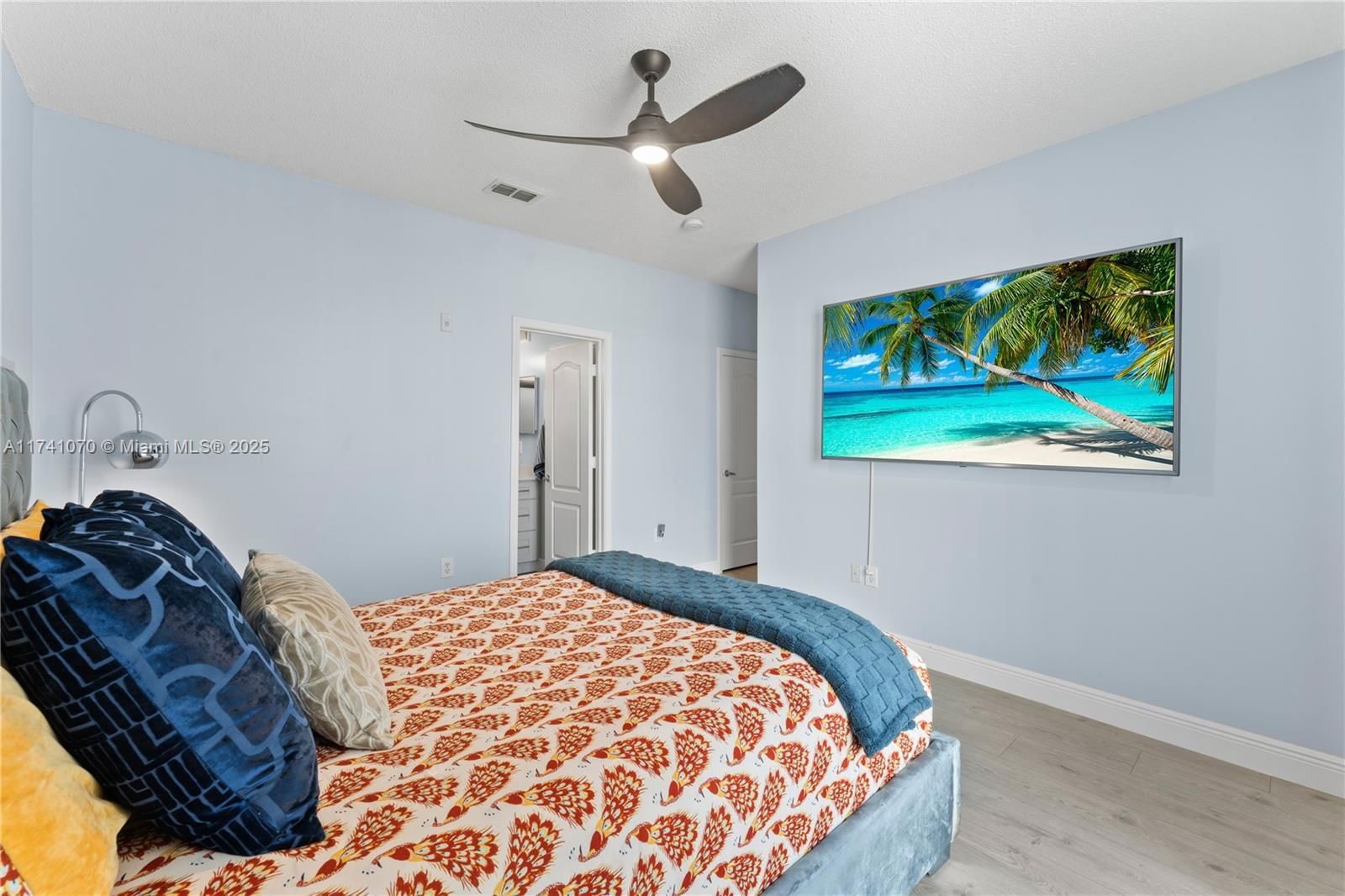 Real estate property located at 12209 Wild Iris #110, Orange, Villanova At Hunters Creek, Orlando, FL