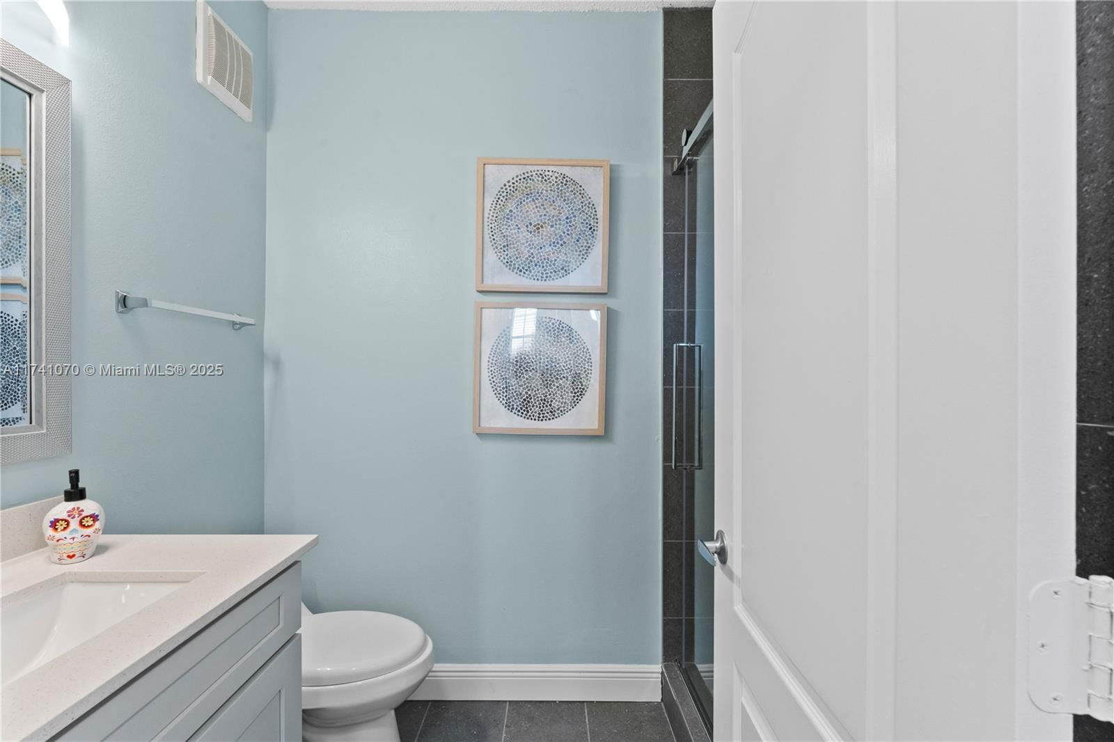 Real estate property located at 12209 Wild Iris #110, Orange, Villanova At Hunters Creek, Orlando, FL
